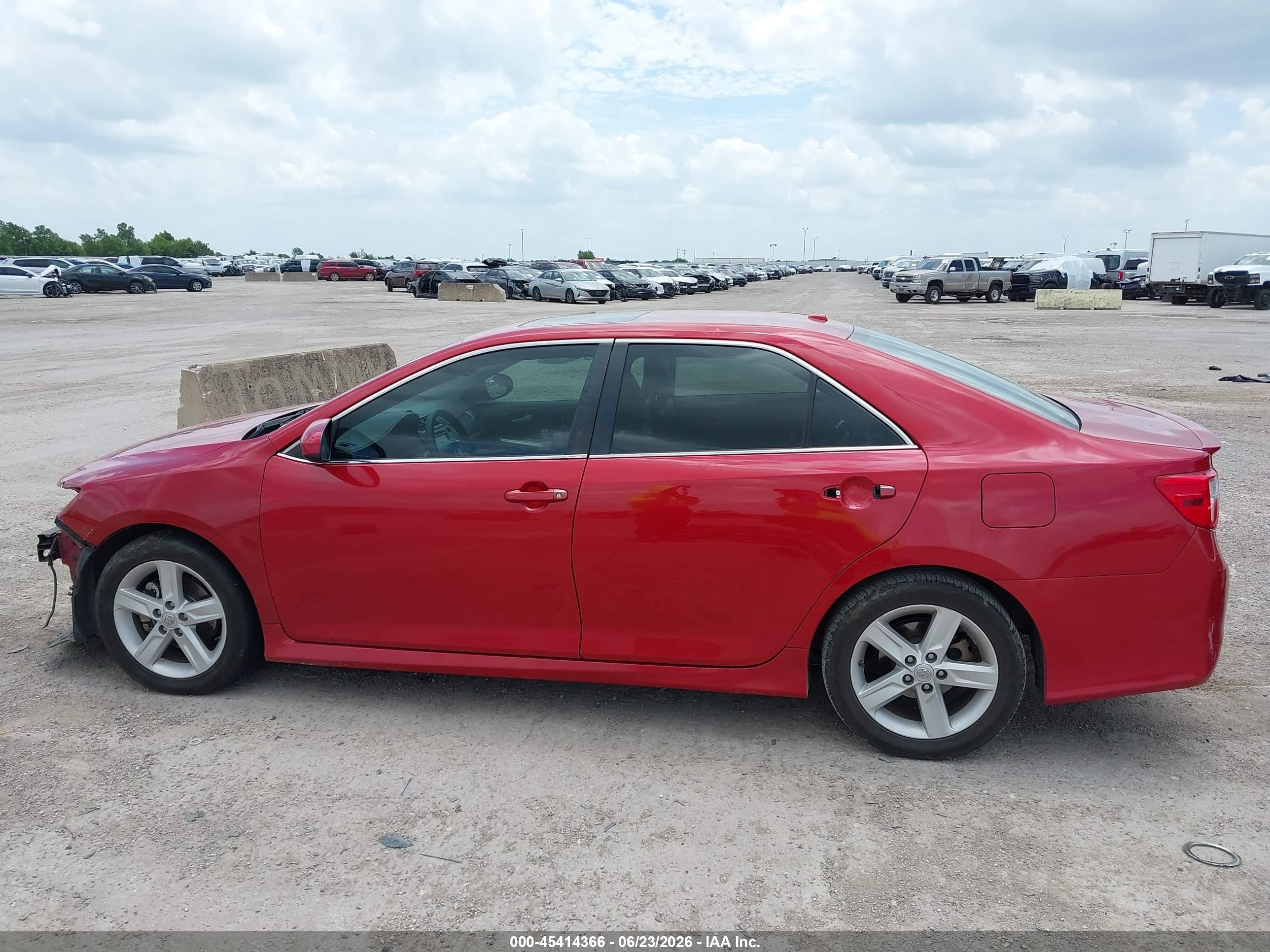 2013 Toyota Camry Se Красный vin: 4T1BF1FKXDU659378