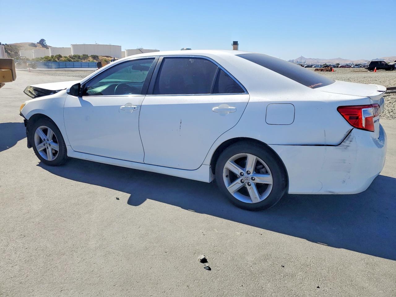 2013 Toyota Camry Se White vin: 4T1BF1FKXDU663964
