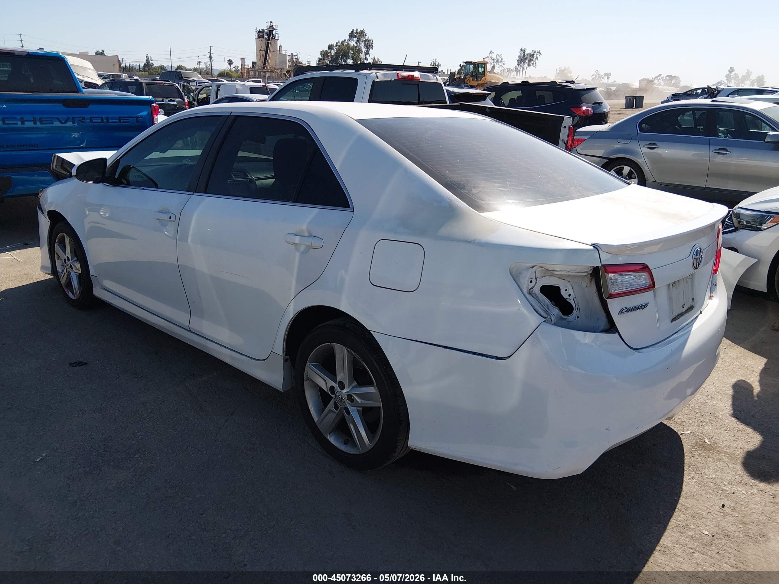2013 Toyota Camry Se Белый vin: 4T1BF1FKXDU665181