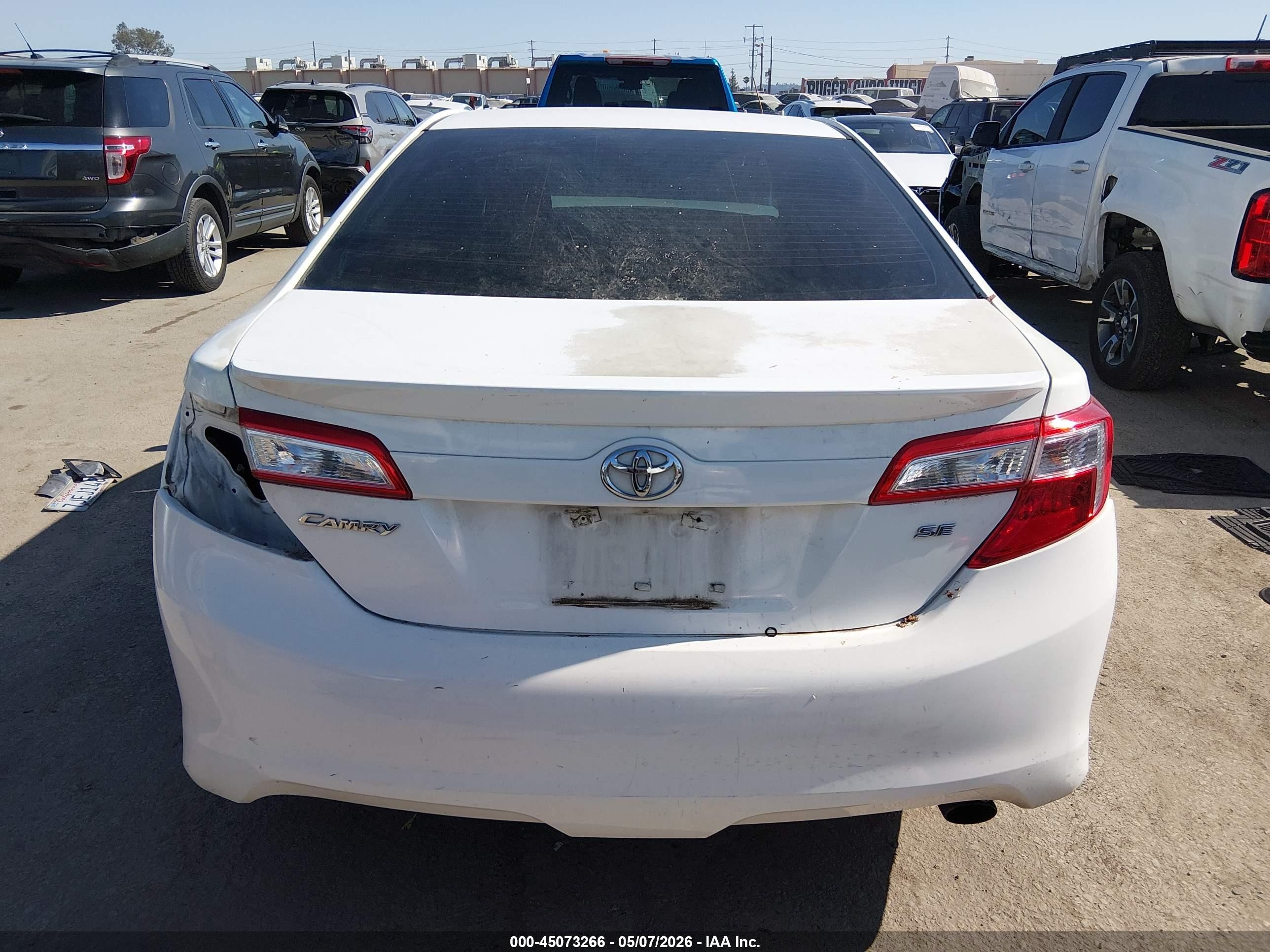 2013 Toyota Camry Se Белый vin: 4T1BF1FKXDU665181