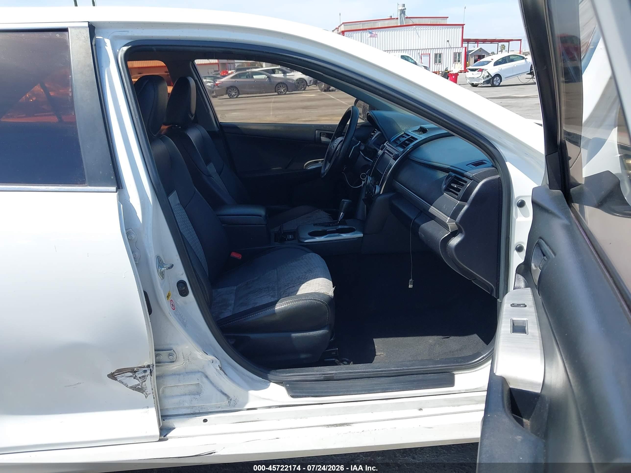 2013 Toyota Camry Se White vin: 4T1BF1FKXDU668159