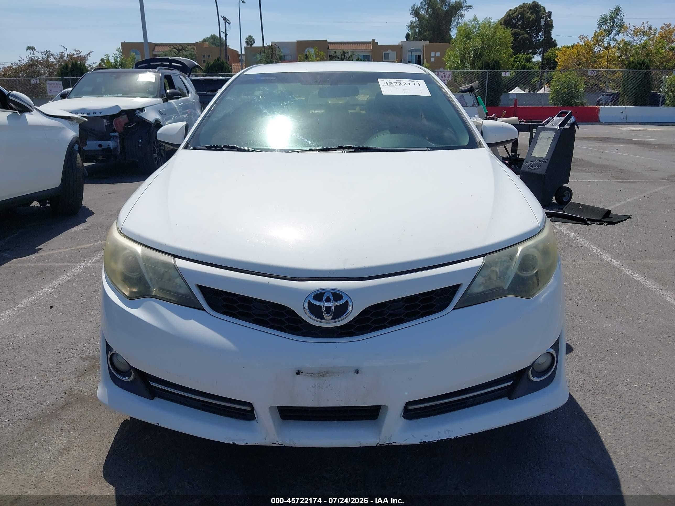 2013 Toyota Camry Se White vin: 4T1BF1FKXDU668159