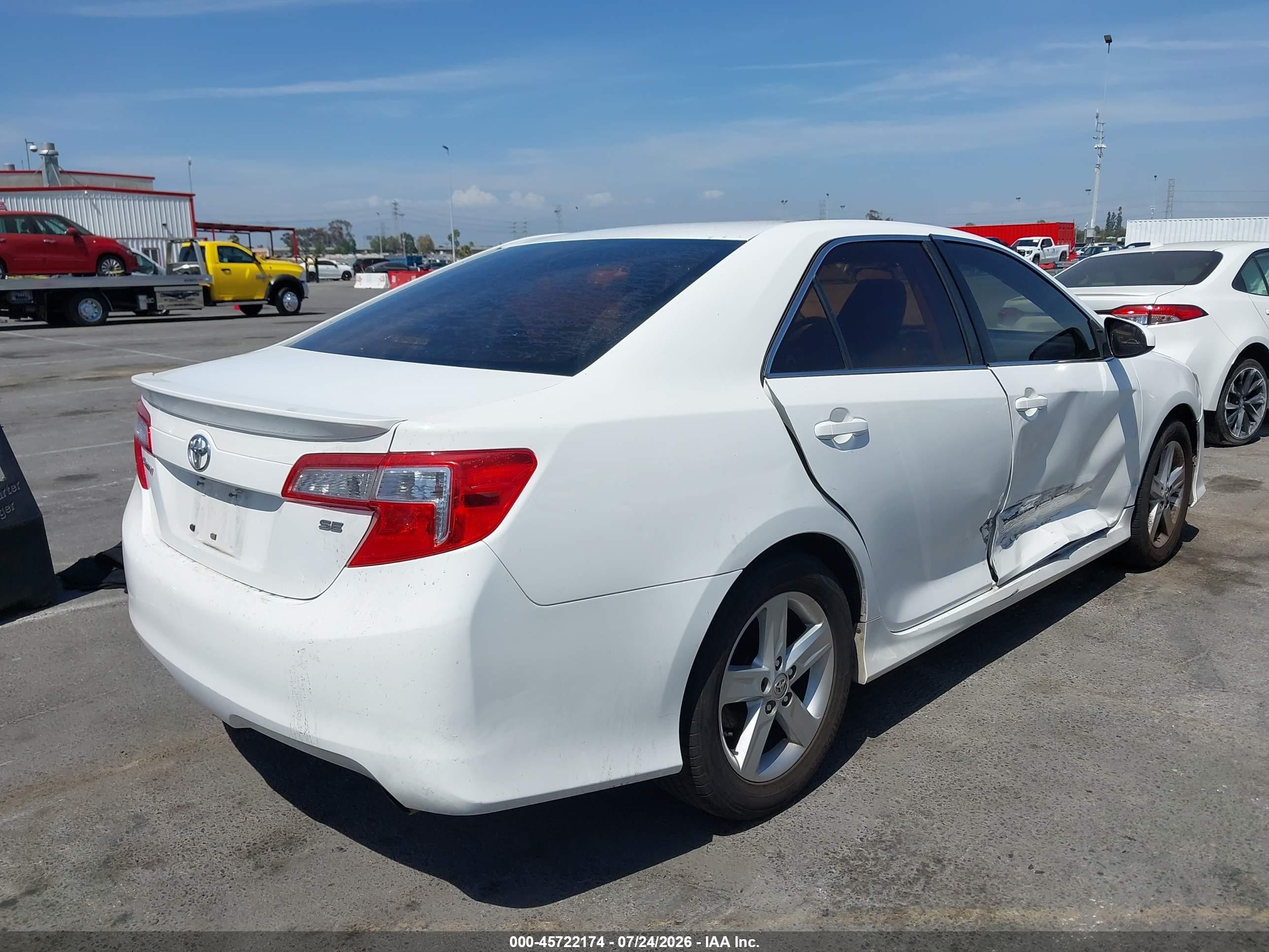 2013 Toyota Camry Se White vin: 4T1BF1FKXDU668159