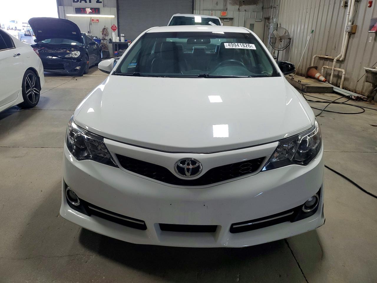 2013 Toyota Camry Se White vin: 4T1BF1FKXDU680991