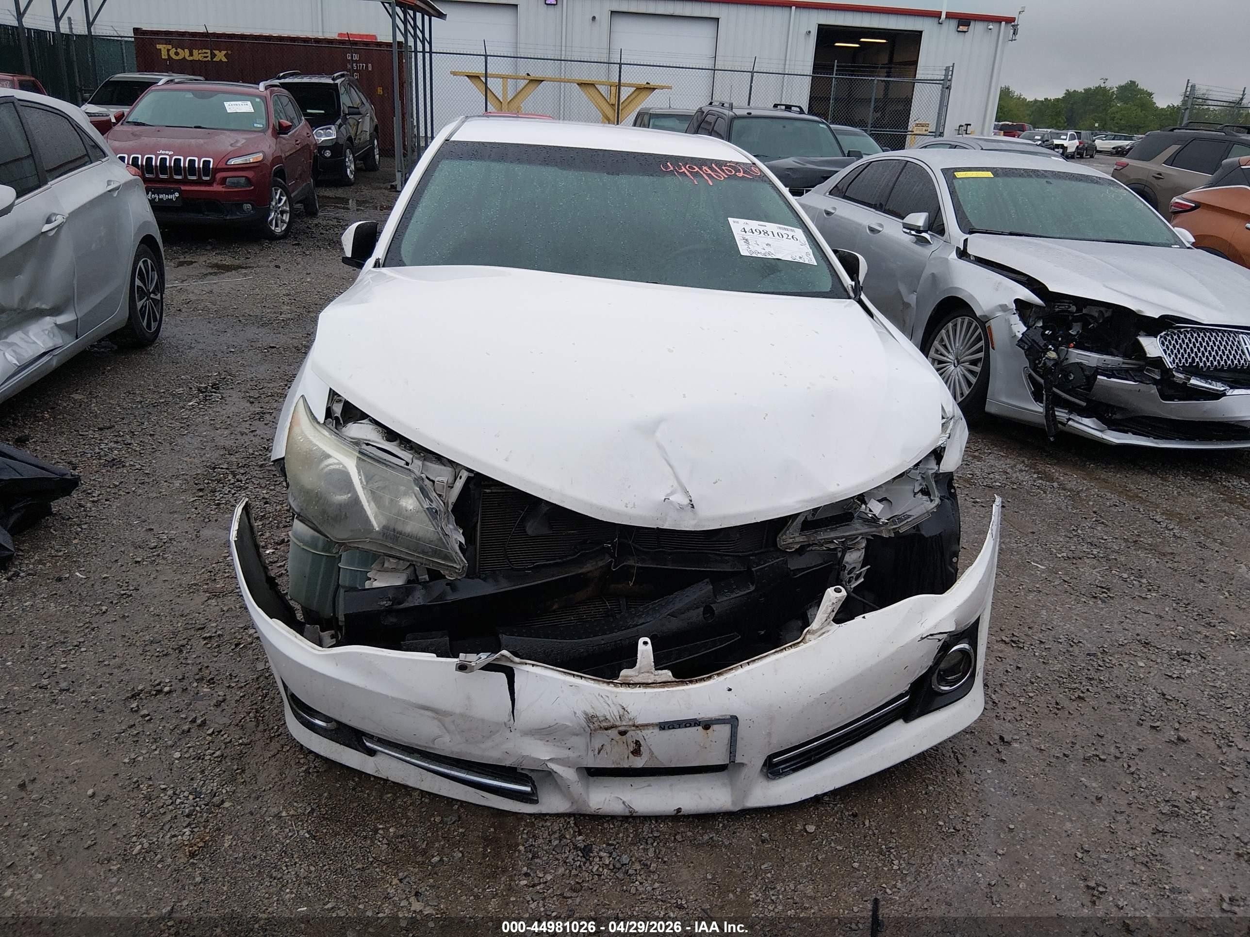 2013 Toyota Camry Se White vin: 4T1BF1FKXDU685527
