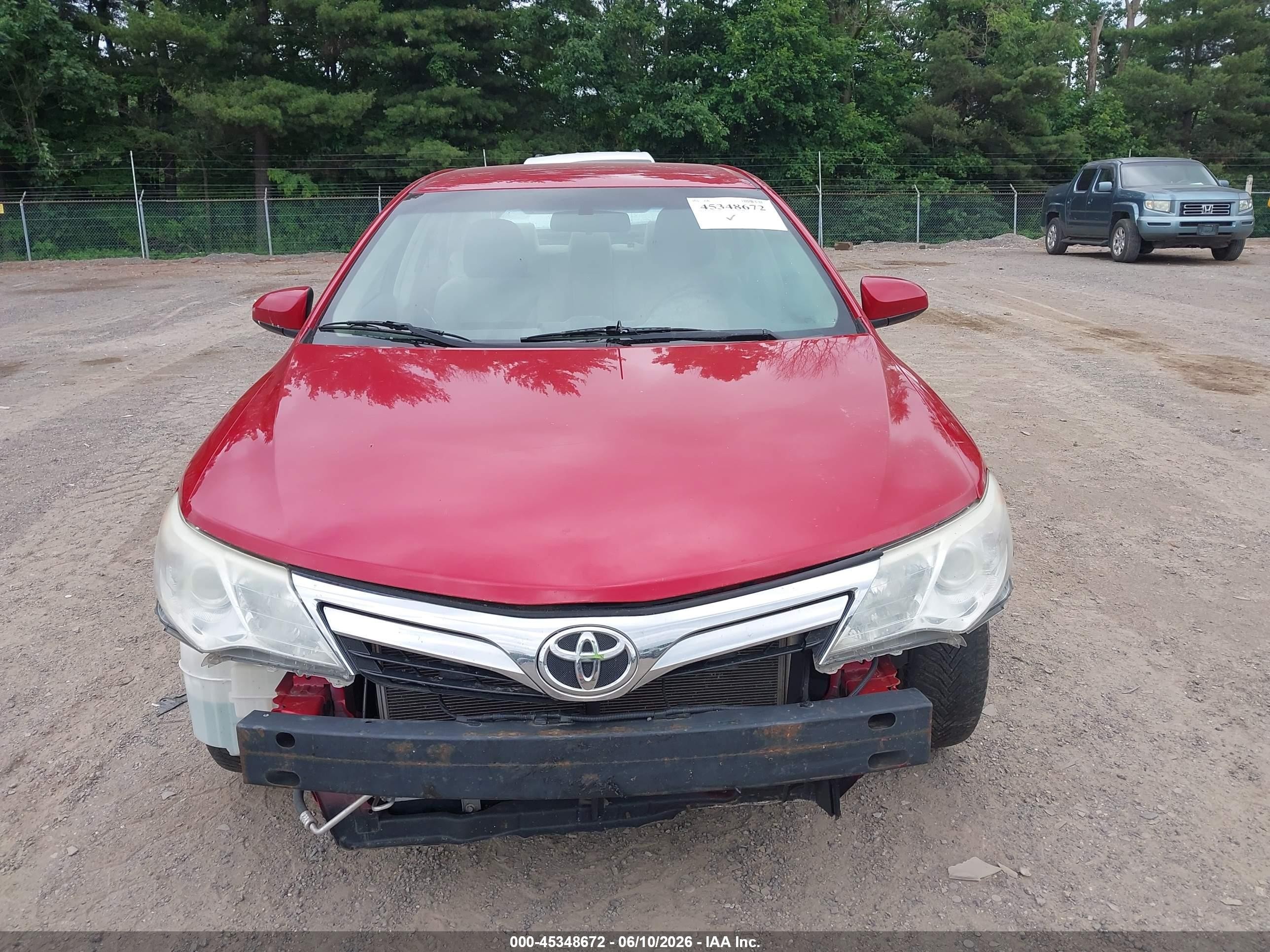 2013 Toyota Camry Le Red vin: 4T1BF1FKXDU688475