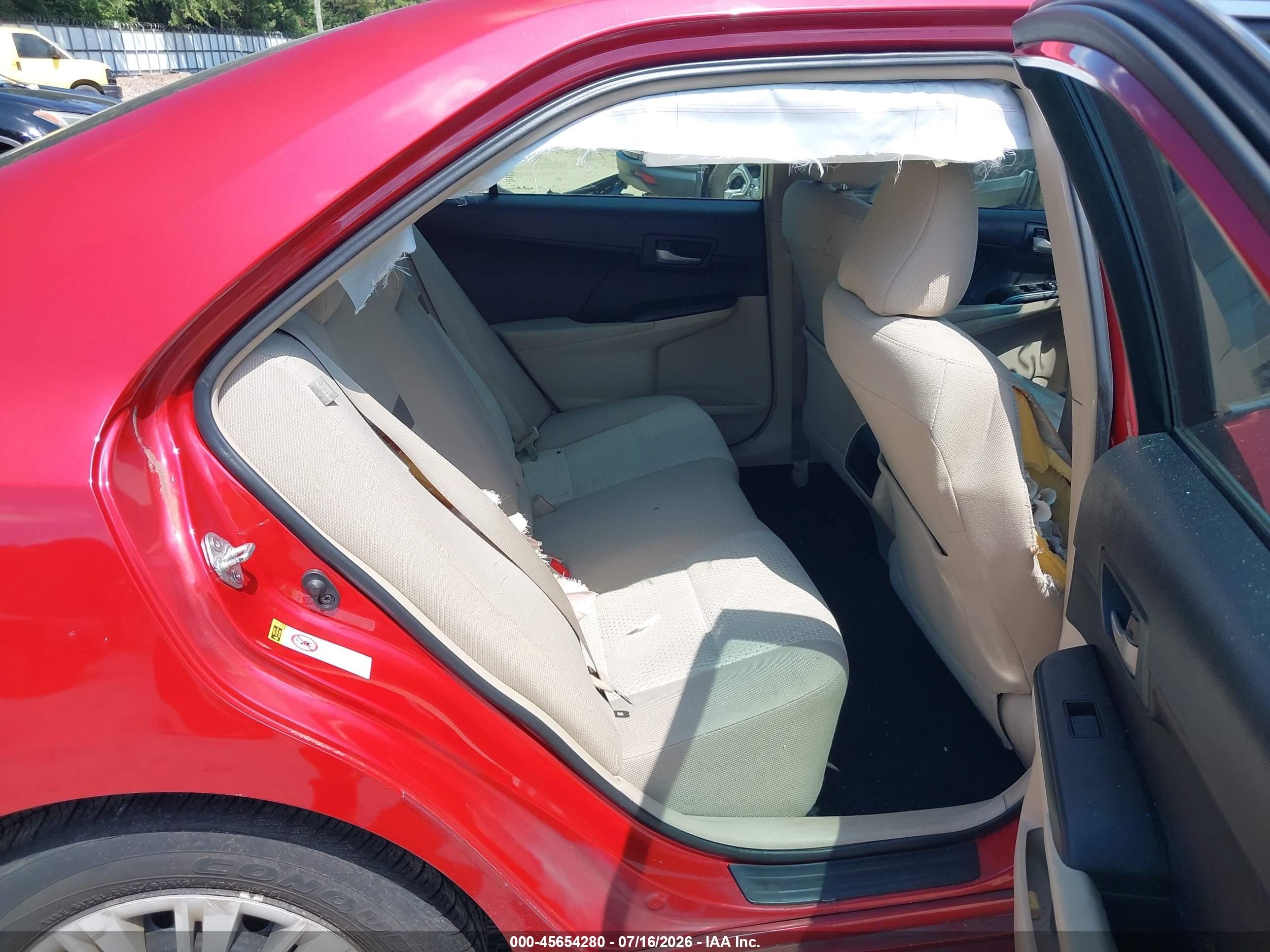 2013 Toyota Camry Le Red vin: 4T1BF1FKXDU695586