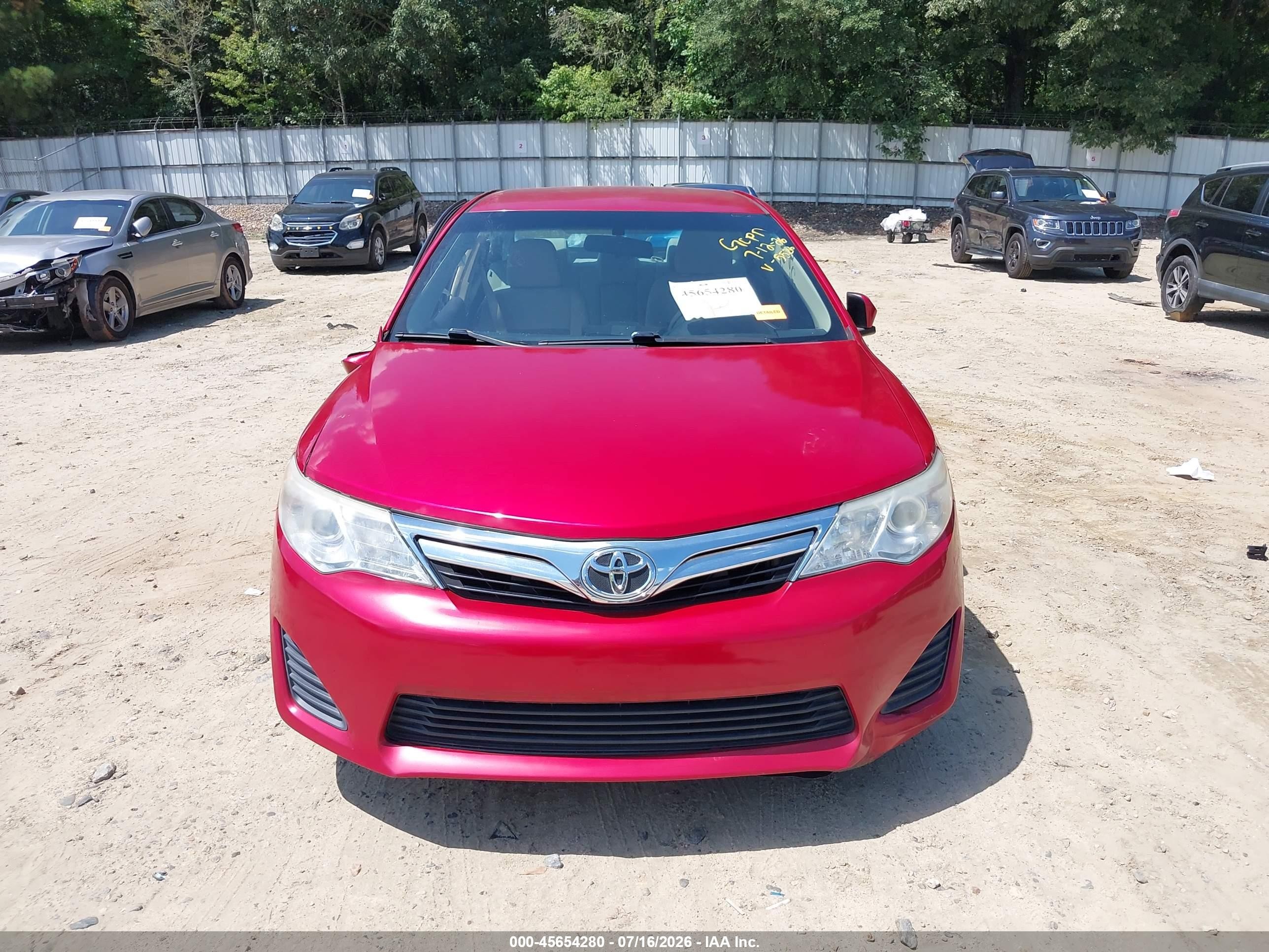 2013 Toyota Camry Le Red vin: 4T1BF1FKXDU695586