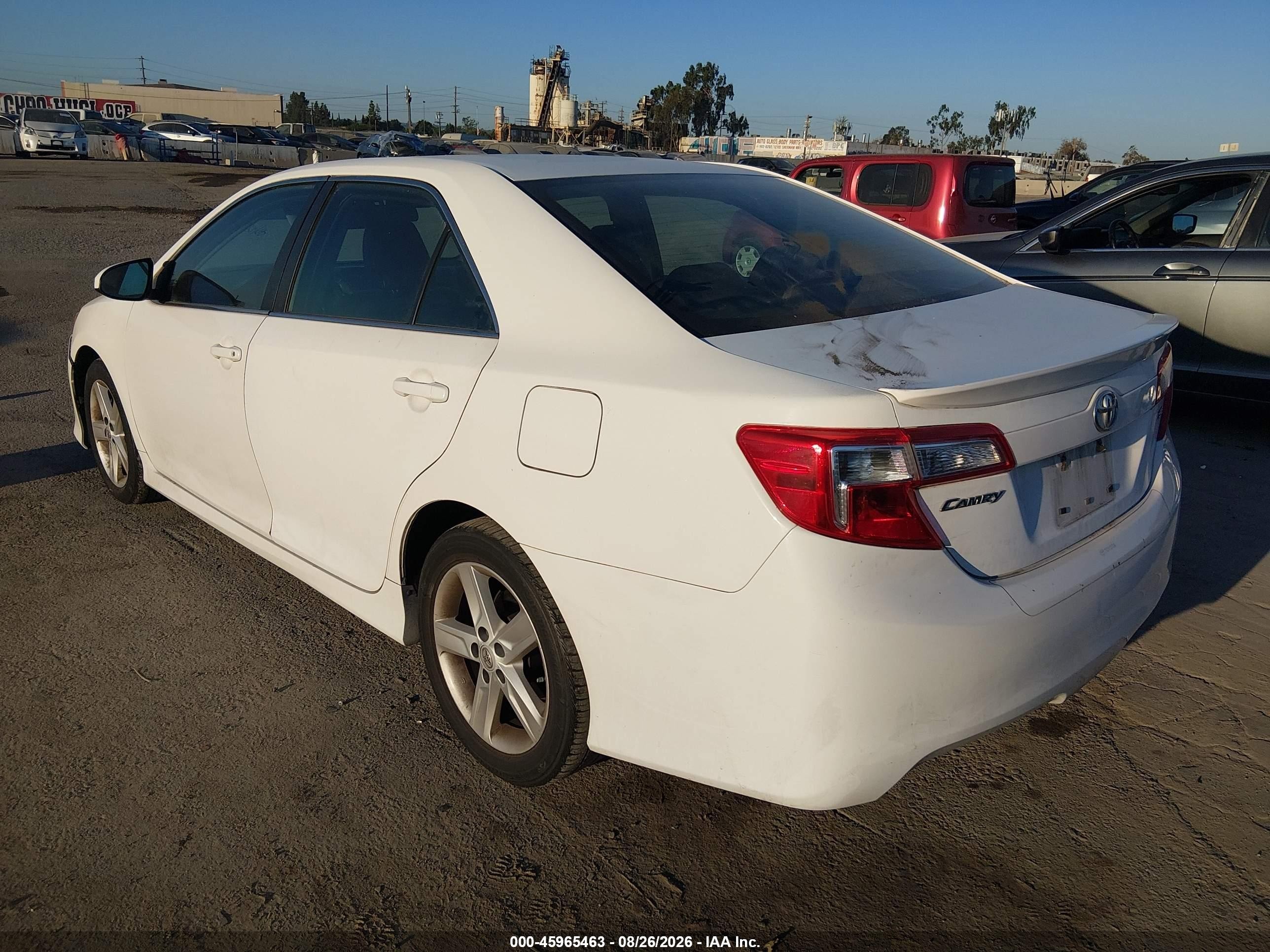 2013 Toyota Camry Se White vin: 4T1BF1FKXDU698388