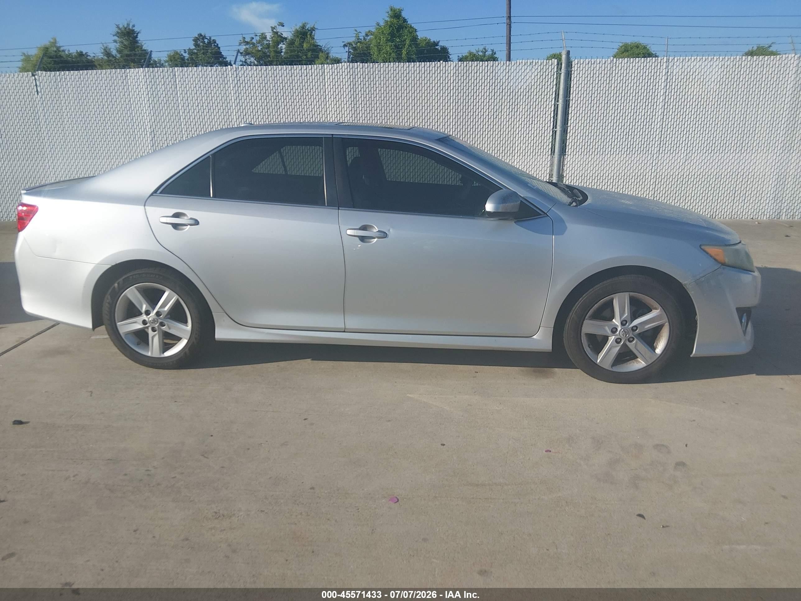 2013 Toyota Camry Se Gray vin: 4T1BF1FKXDU701483
