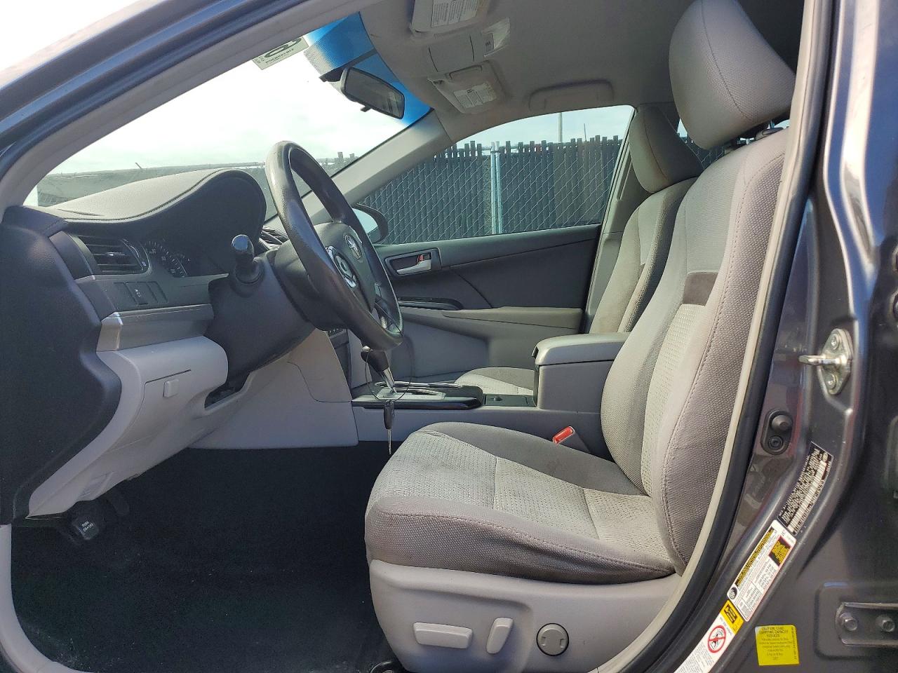 2014 Toyota Camry Le Gray vin: 4T1BF1FKXEU302039