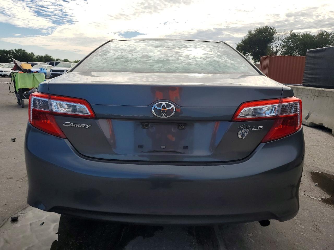 2014 Toyota Camry Le Gray vin: 4T1BF1FKXEU302039