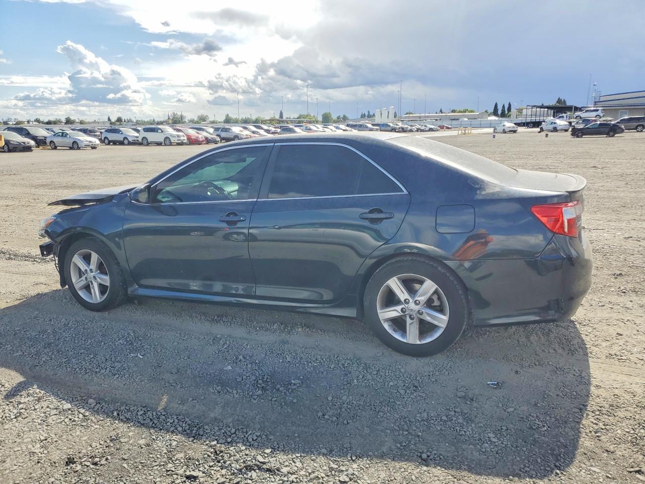 2014 Toyota Camry Se Черный vin: 4T1BF1FKXEU304437