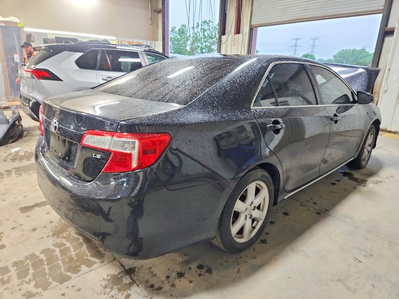2014 Toyota Camry Le Black vin: 4T1BF1FKXEU308035