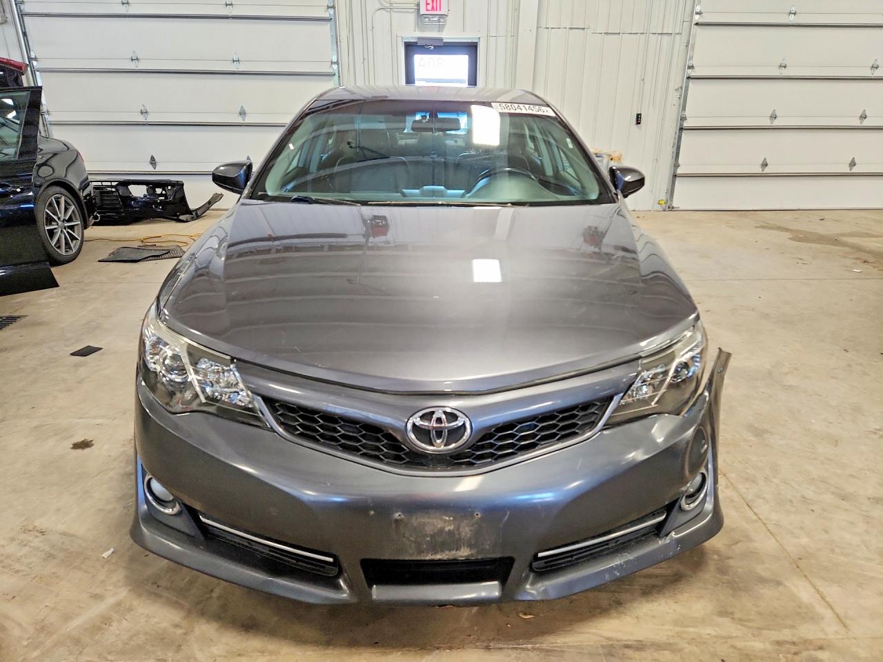 2014 Toyota Camry Se Gray vin: 4T1BF1FKXEU315387