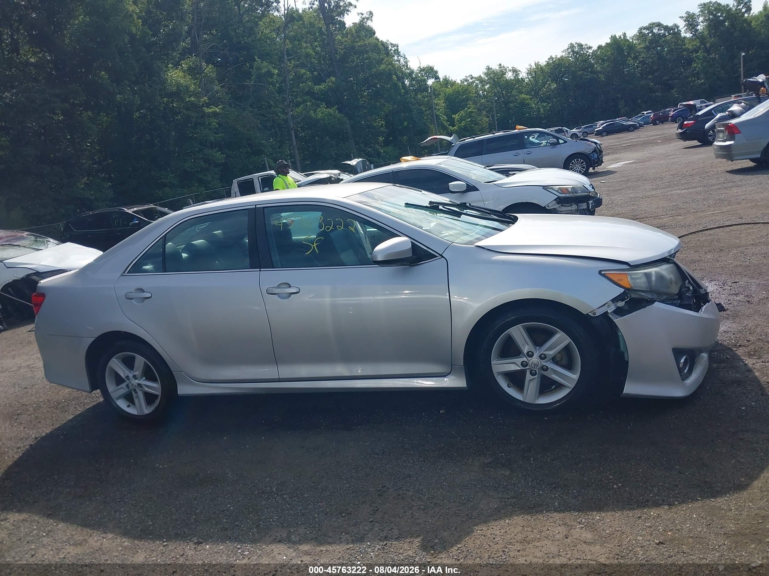 2014 Toyota Camry Se Silver vin: 4T1BF1FKXEU316085