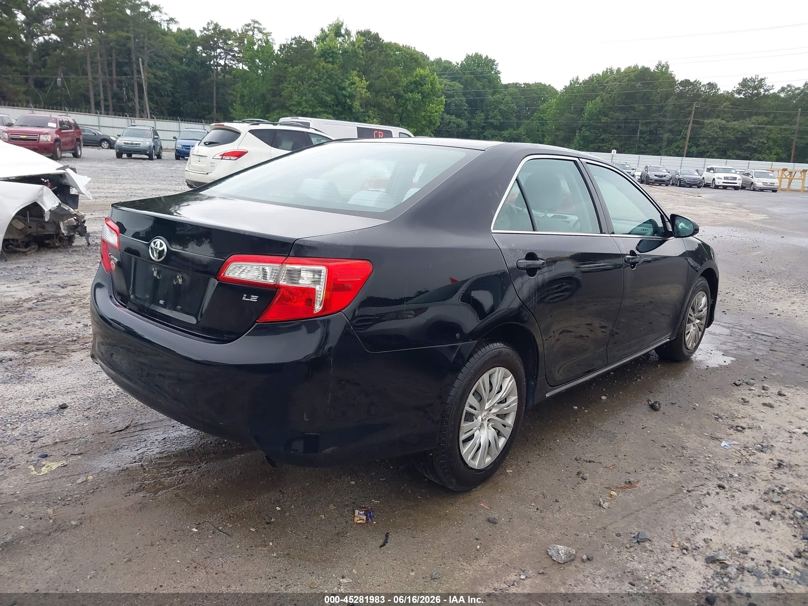 2014 Toyota Camry Le Black vin: 4T1BF1FKXEU317043