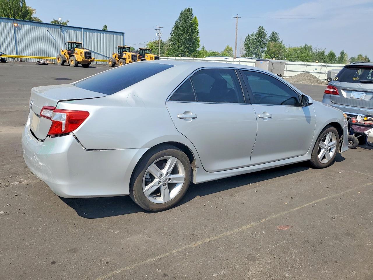 2014 Toyota Camry Se Silver vin: 4T1BF1FKXEU318886