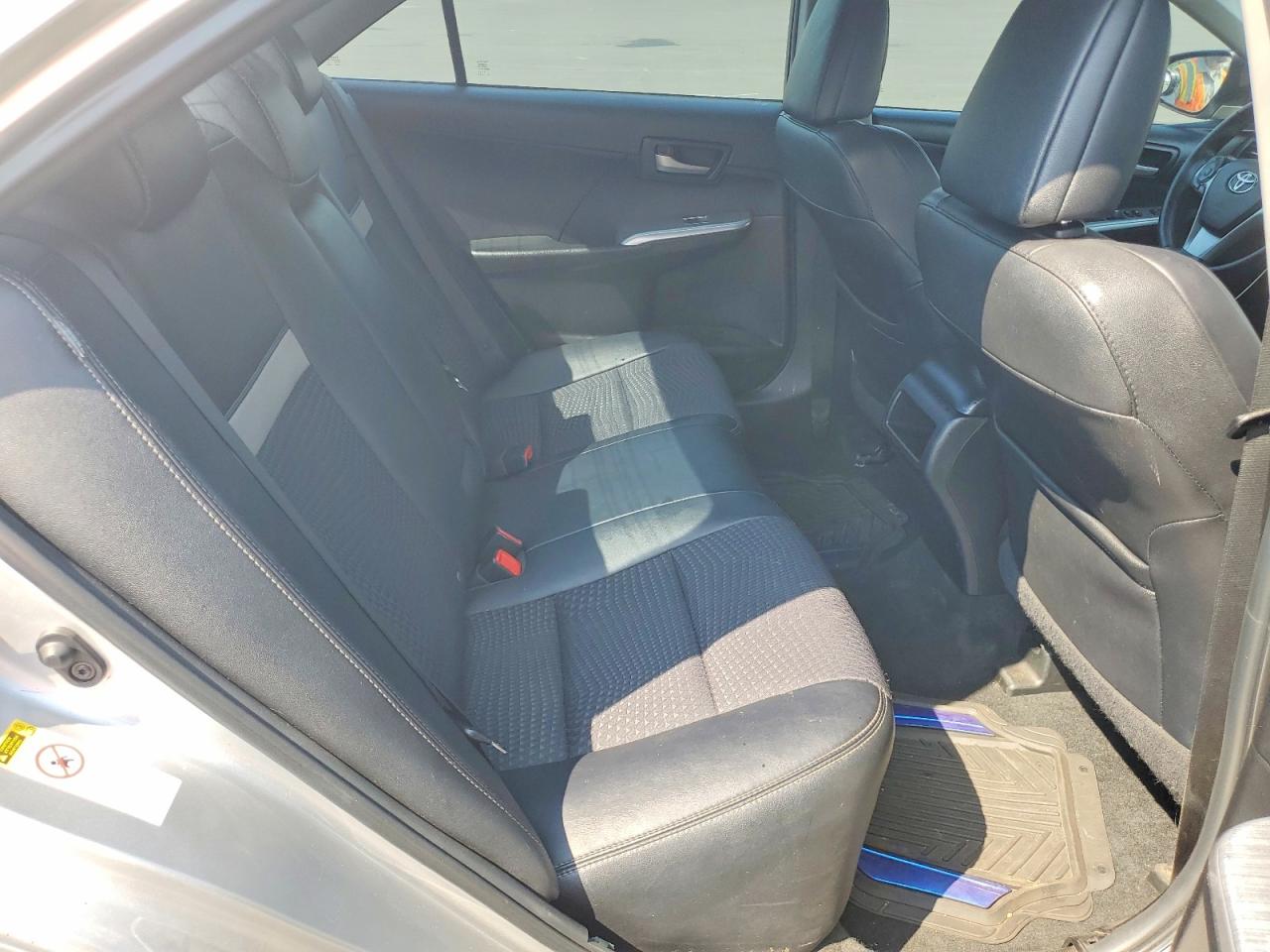 2014 Toyota Camry Se Silver vin: 4T1BF1FKXEU318886