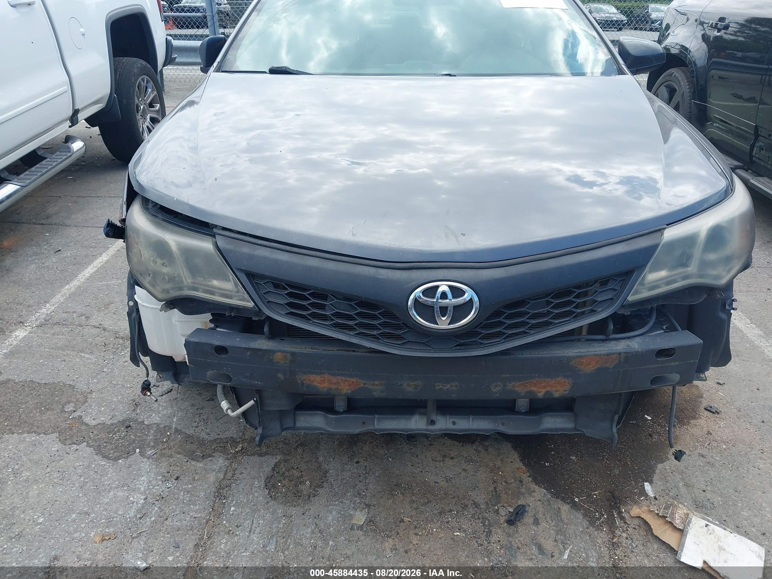 2014 Toyota Camry Se Gray vin: 4T1BF1FKXEU322453