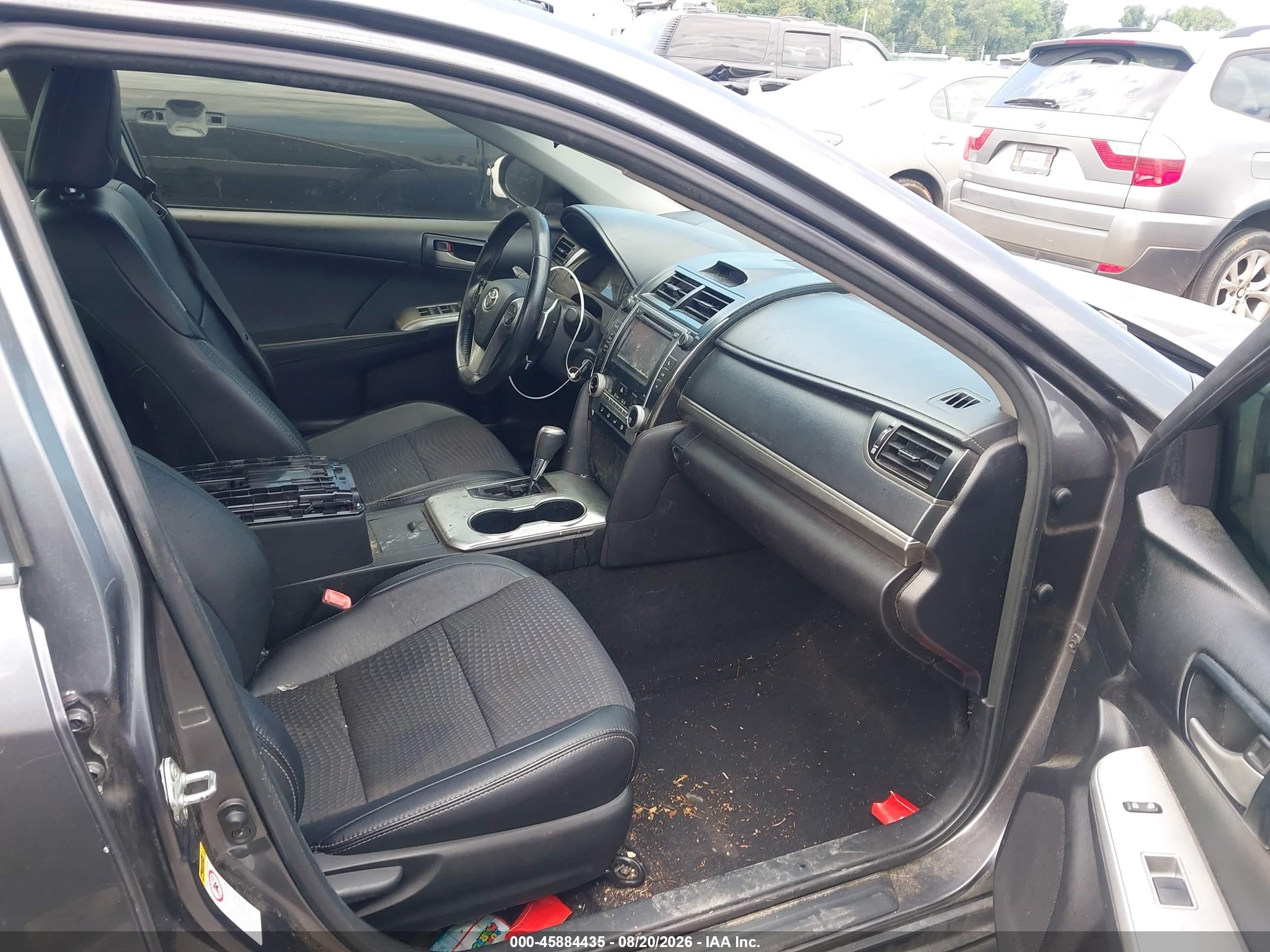 2014 Toyota Camry Se Gray vin: 4T1BF1FKXEU322453