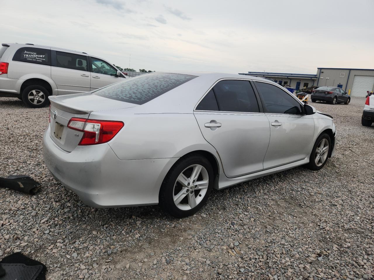 2014 Toyota Camry Se Серебряный vin: 4T1BF1FKXEU335381