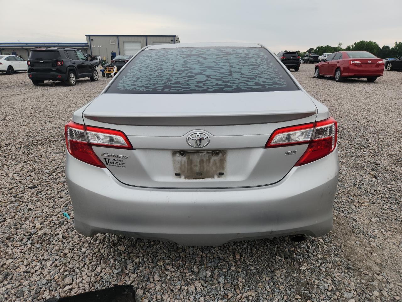 2014 Toyota Camry Se Серебряный vin: 4T1BF1FKXEU335381