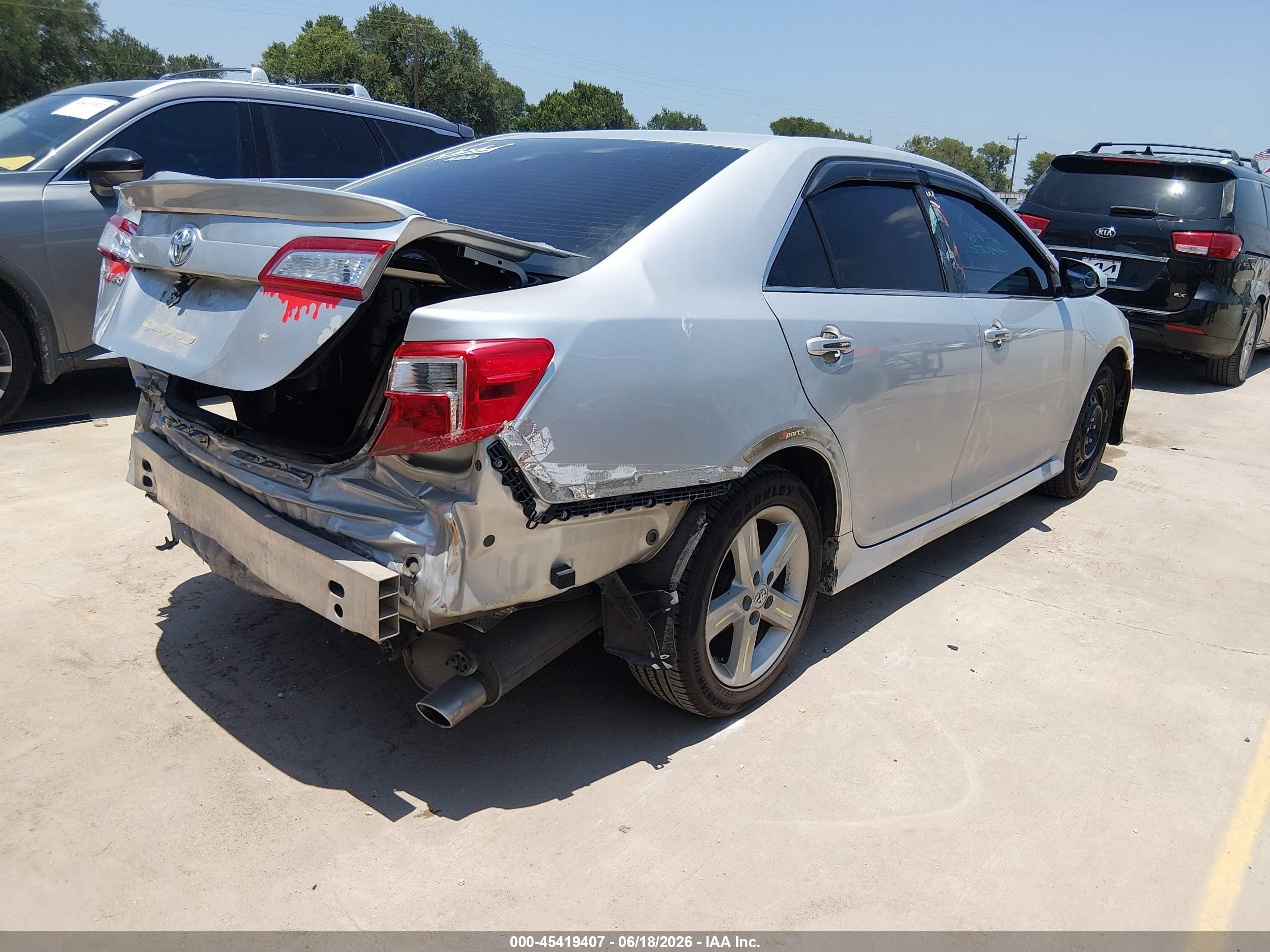 2014 Toyota Camry Se Silver vin: 4T1BF1FKXEU348275