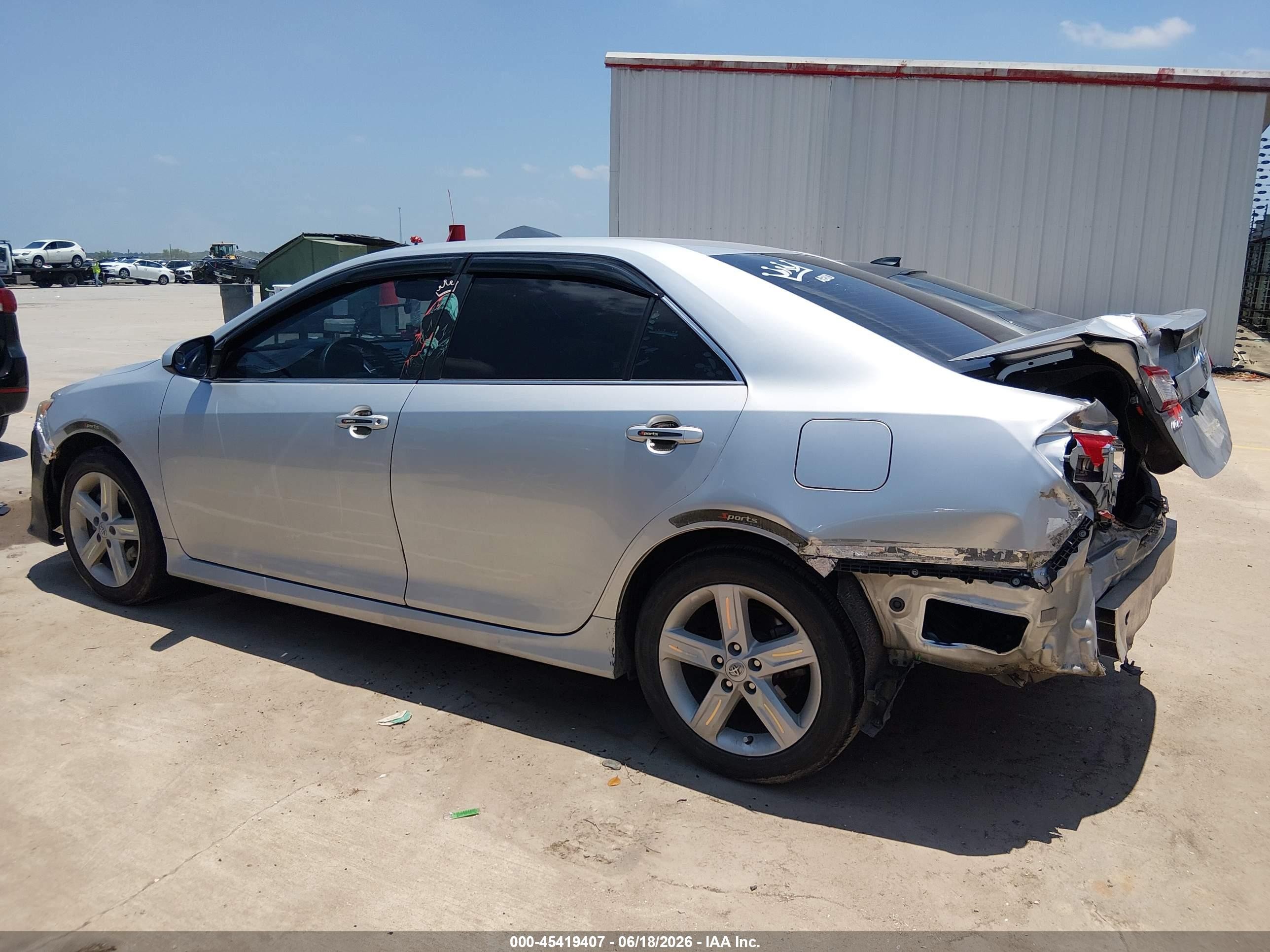 2014 Toyota Camry Se Silver vin: 4T1BF1FKXEU348275