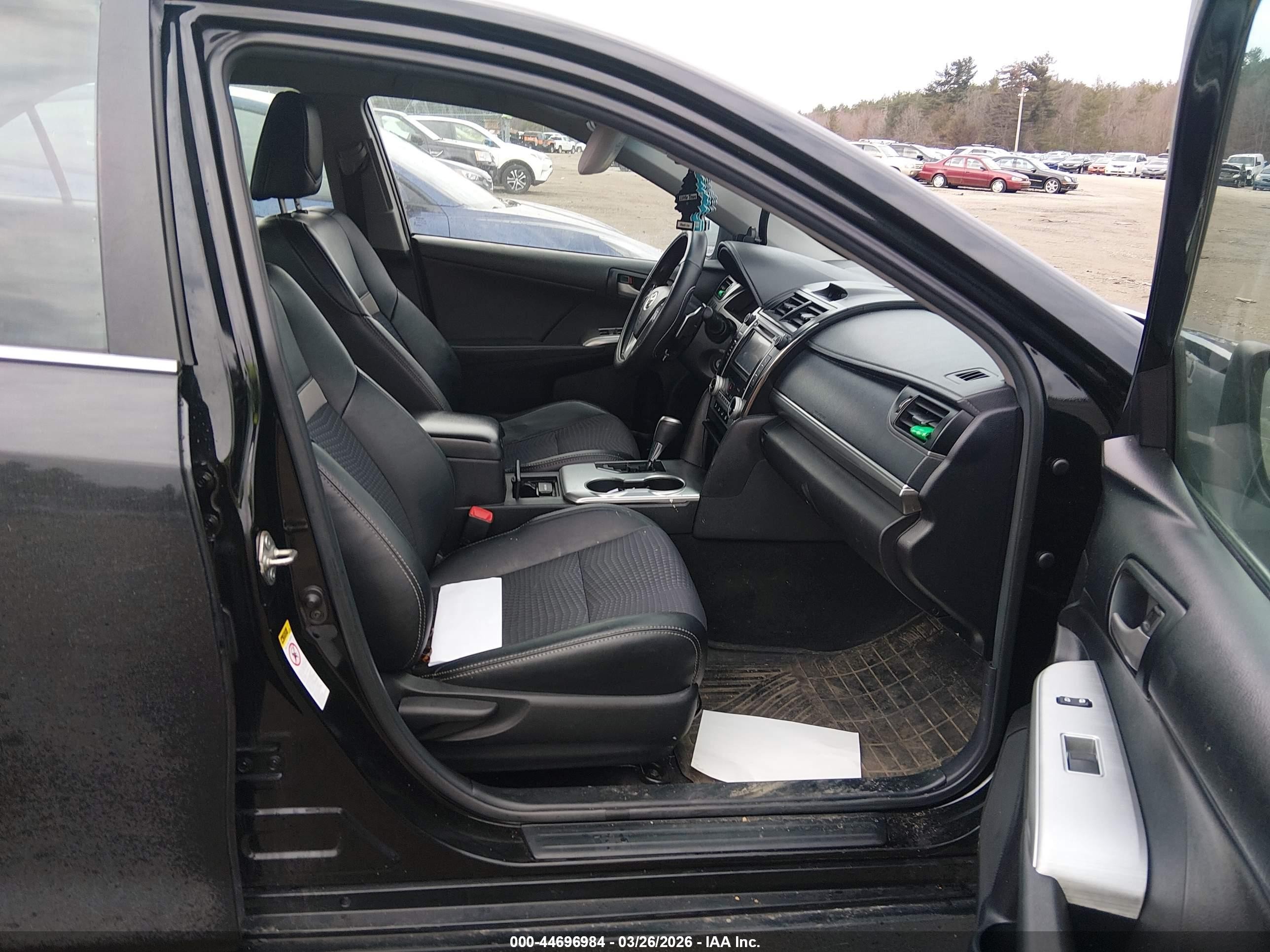 2014 Toyota Camry Se Черный vin: 4T1BF1FKXEU352780