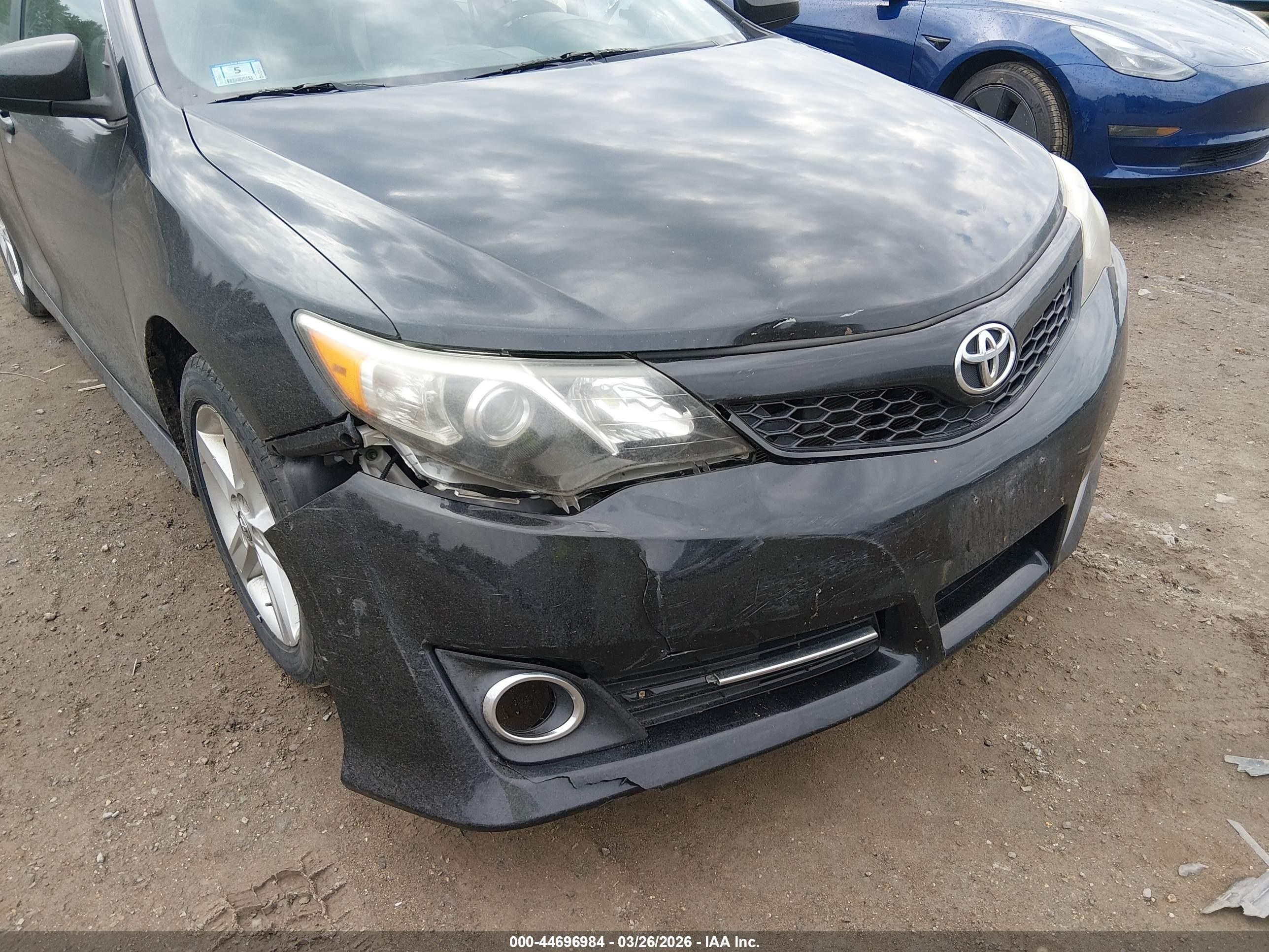 2014 Toyota Camry Se Черный vin: 4T1BF1FKXEU352780