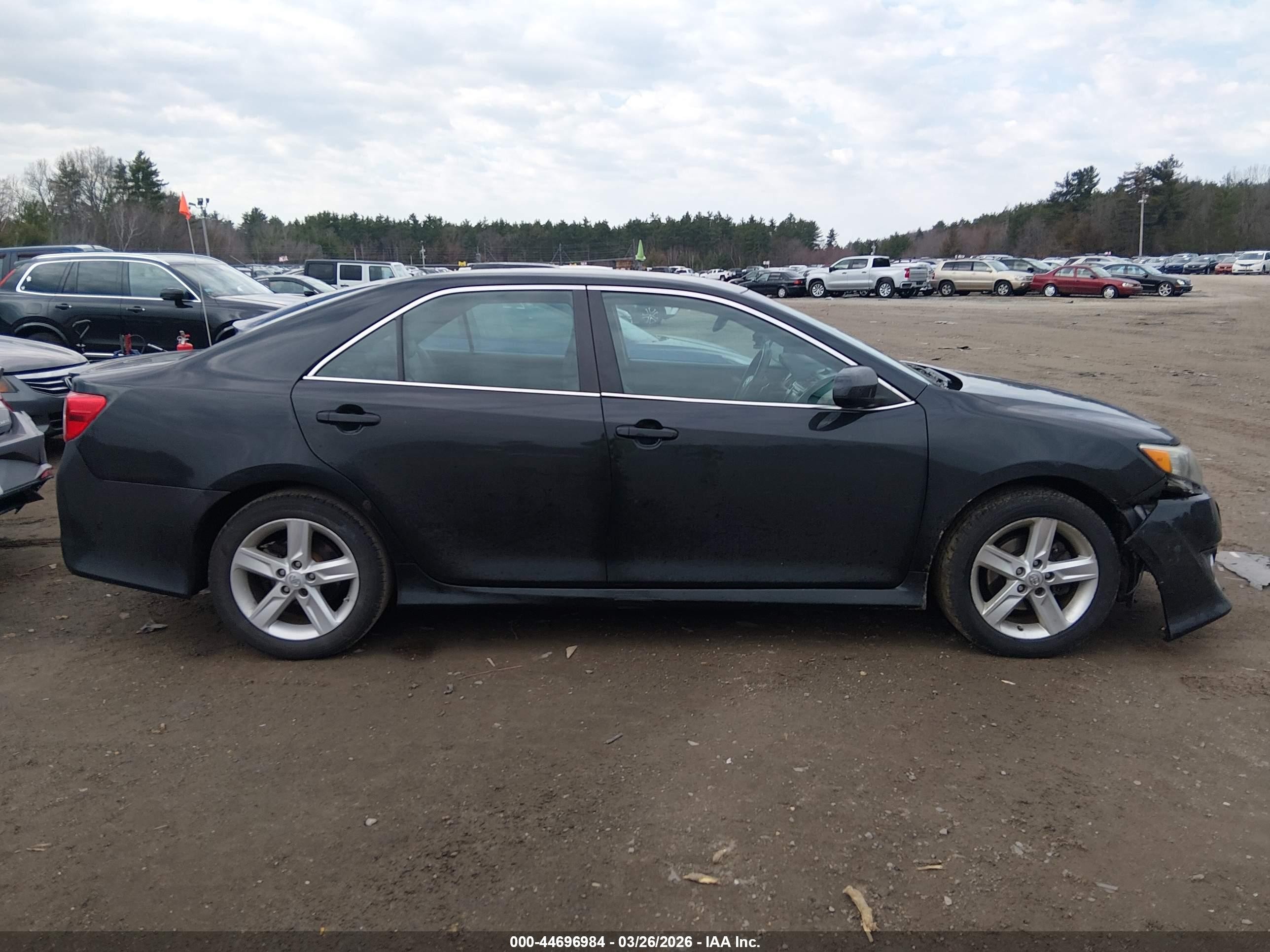 2014 Toyota Camry Se Черный vin: 4T1BF1FKXEU352780