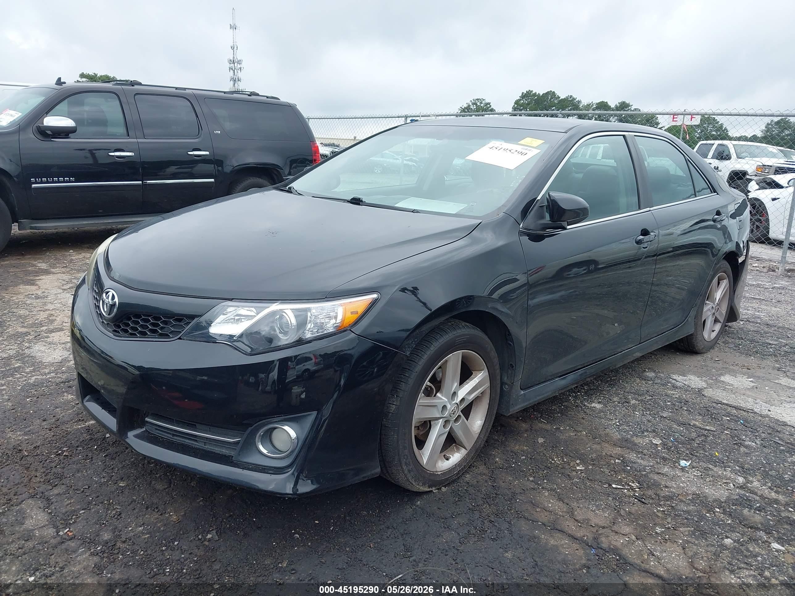 2014 Toyota Camry Se Черный vin: 4T1BF1FKXEU383267