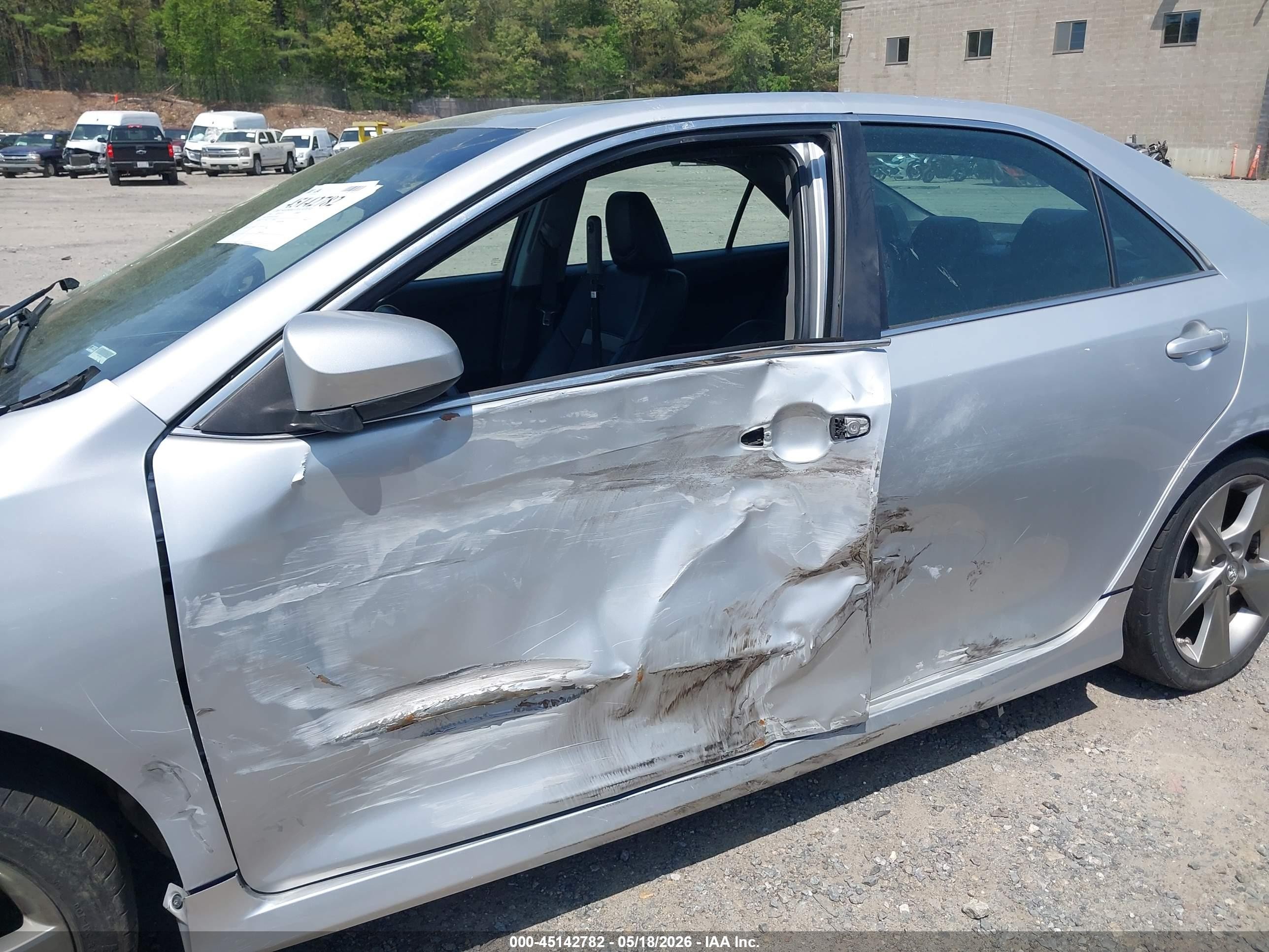 2014 Toyota Camry Se Sport Silver vin: 4T1BF1FKXEU393393