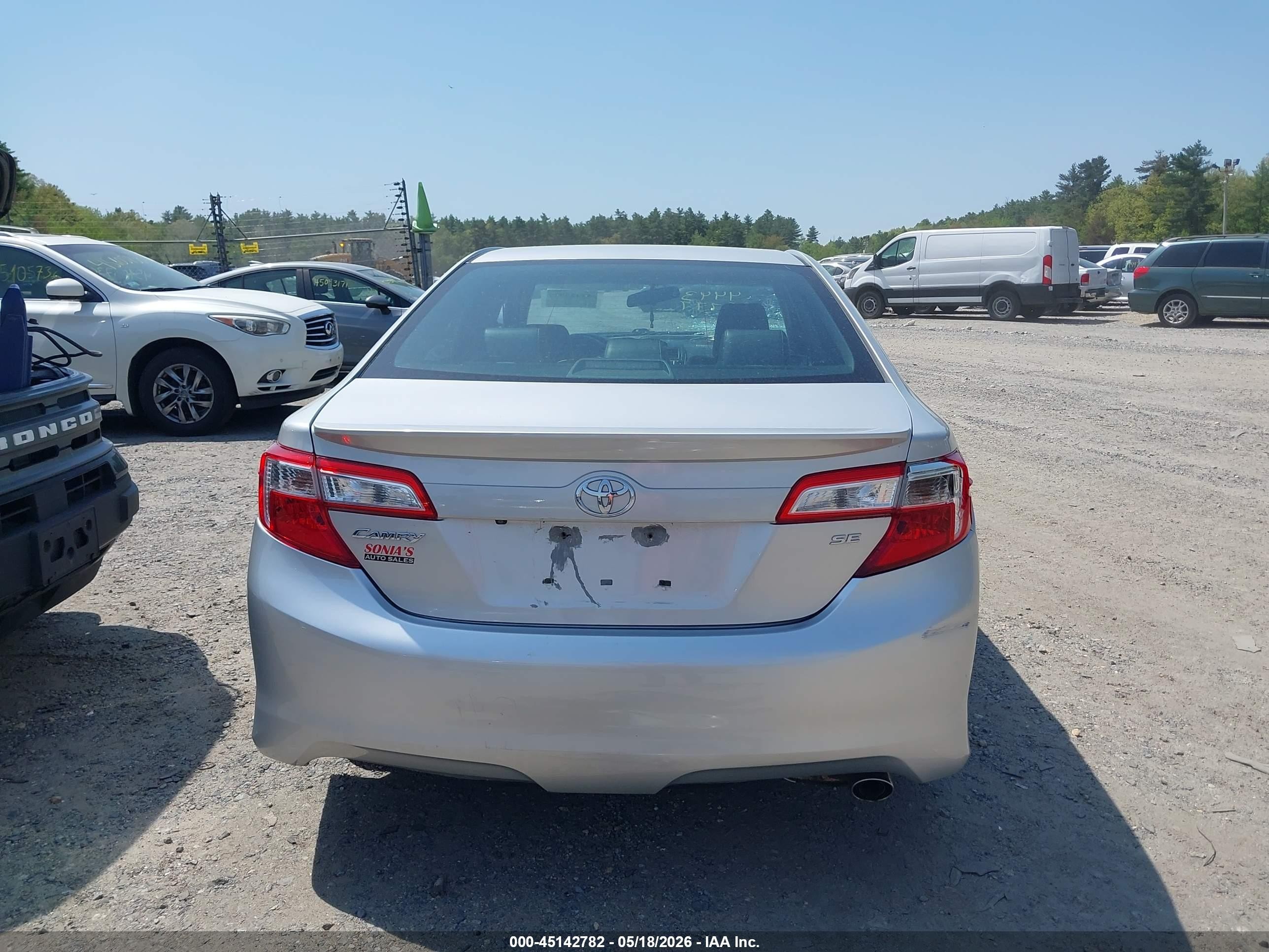 2014 Toyota Camry Se Sport Silver vin: 4T1BF1FKXEU393393