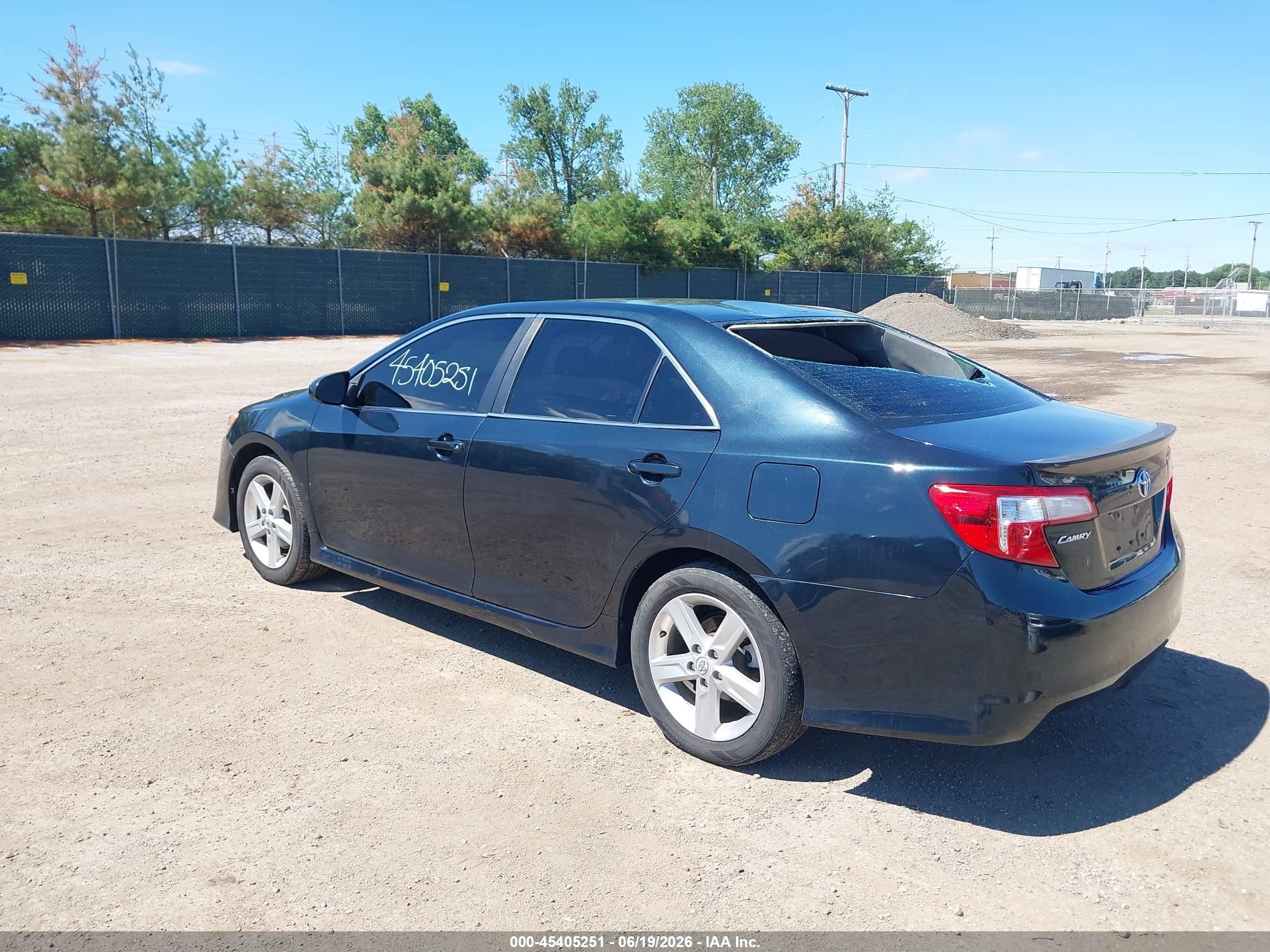 2014 Toyota Camry Se Dark Blue vin: 4T1BF1FKXEU395547