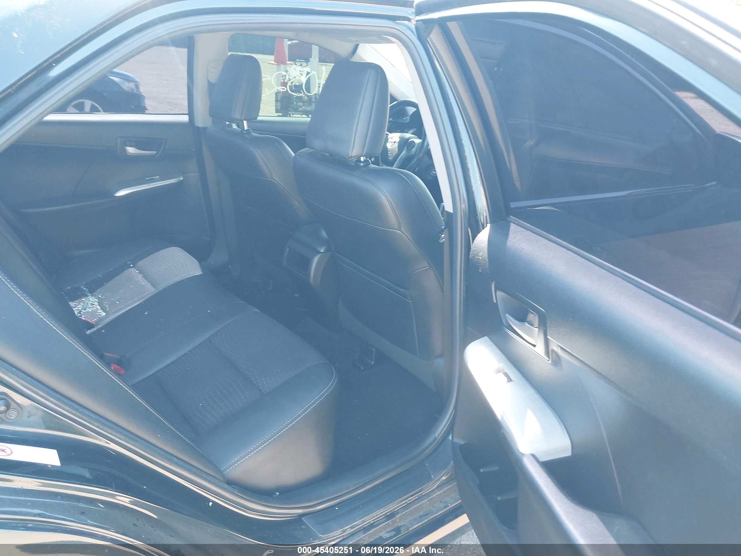 2014 Toyota Camry Se Dark Blue vin: 4T1BF1FKXEU395547