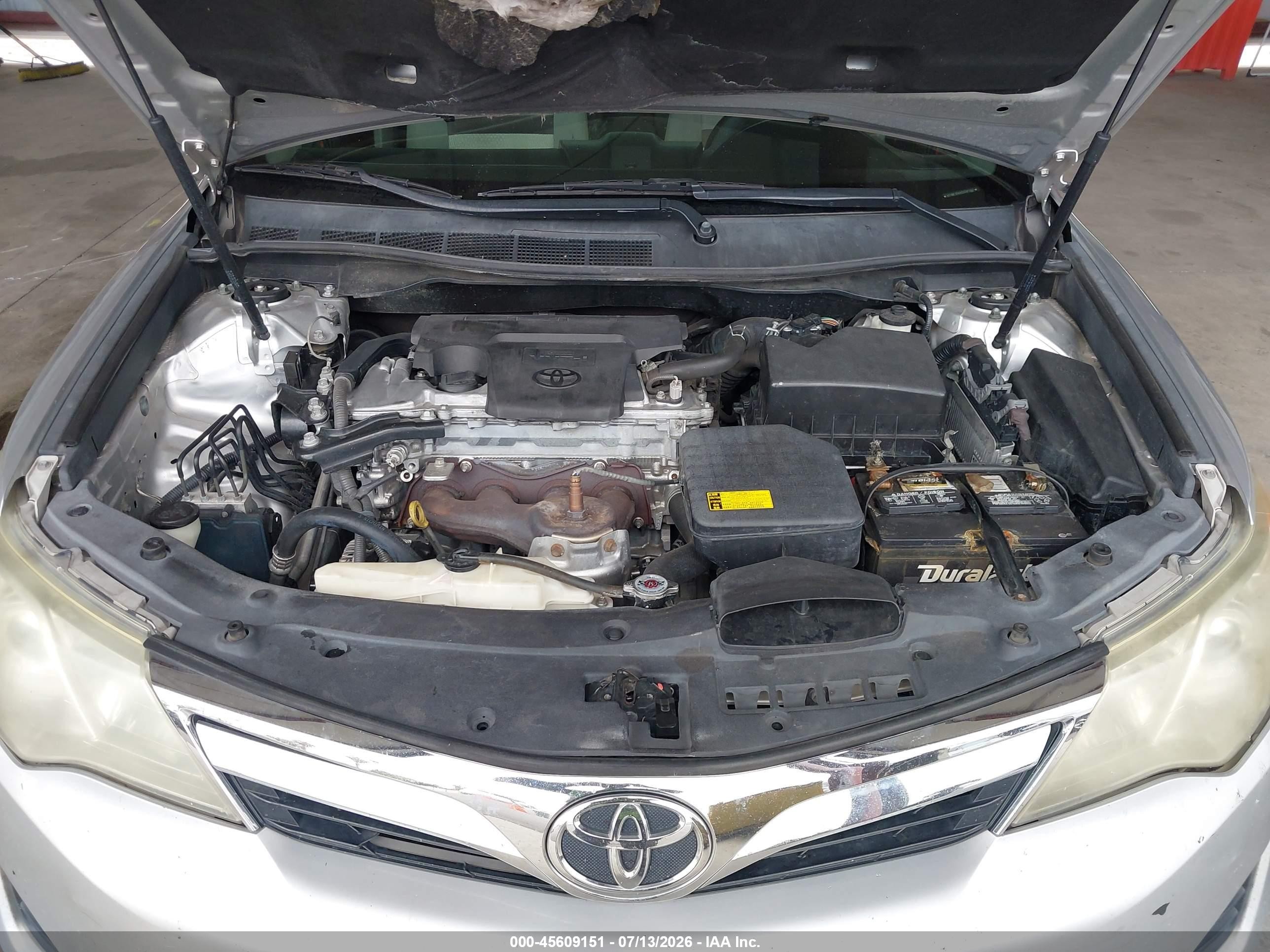 2014 Toyota Camry Le Silver vin: 4T1BF1FKXEU397394