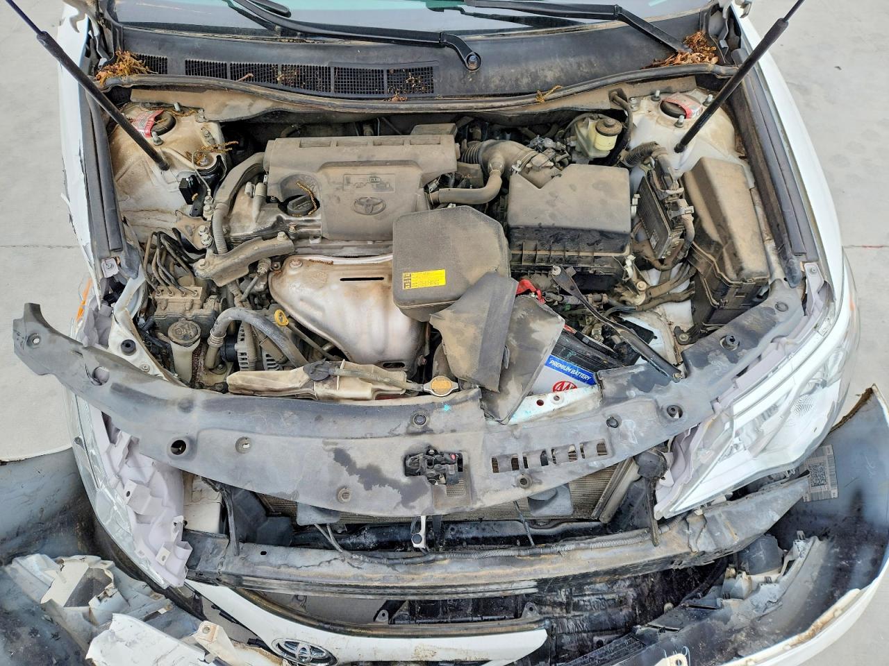 2014 Toyota Camry Se White vin: 4T1BF1FKXEU416087