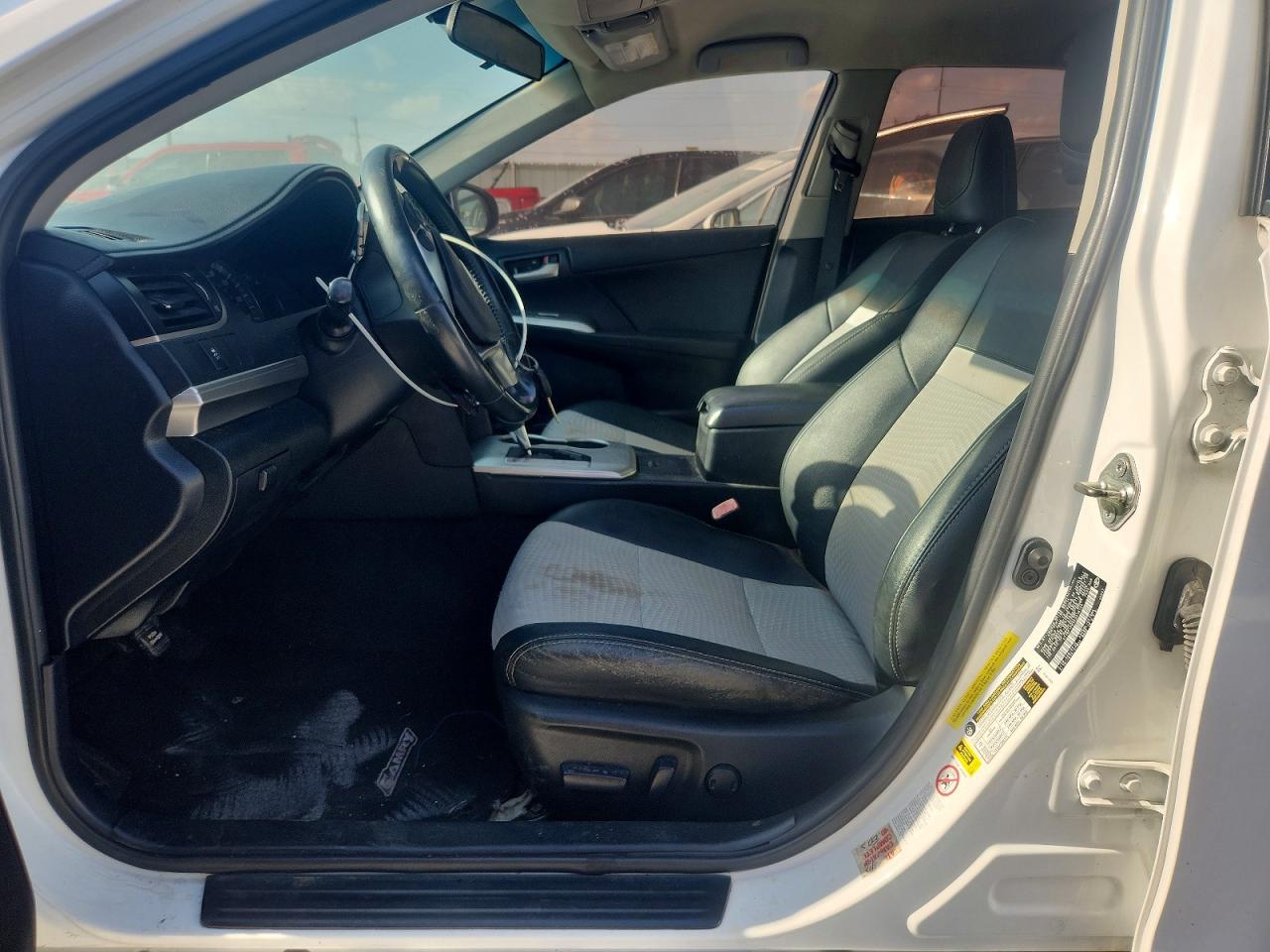 2014 Toyota Camry Se White vin: 4T1BF1FKXEU416140