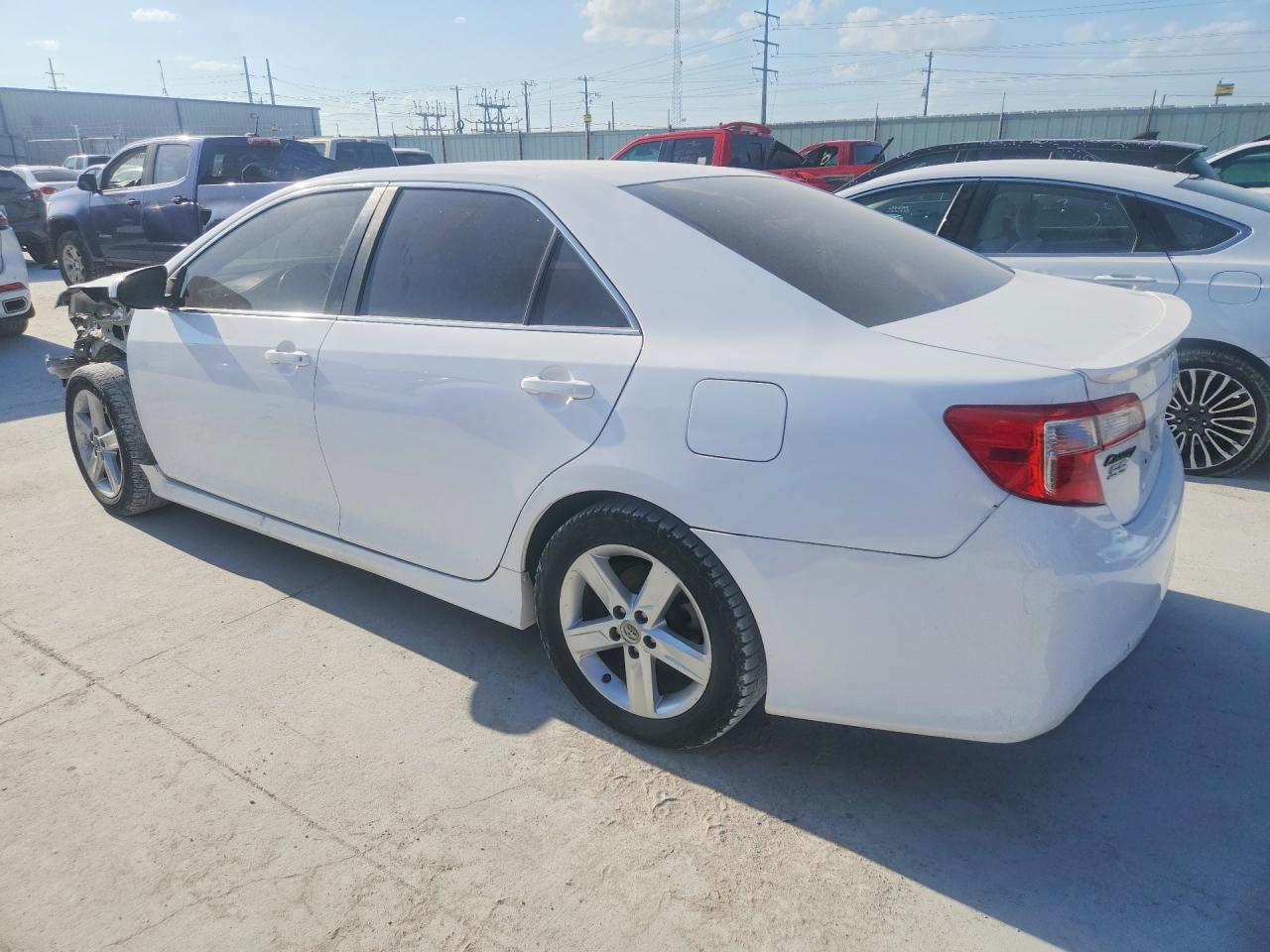 2014 Toyota Camry Se White vin: 4T1BF1FKXEU416140
