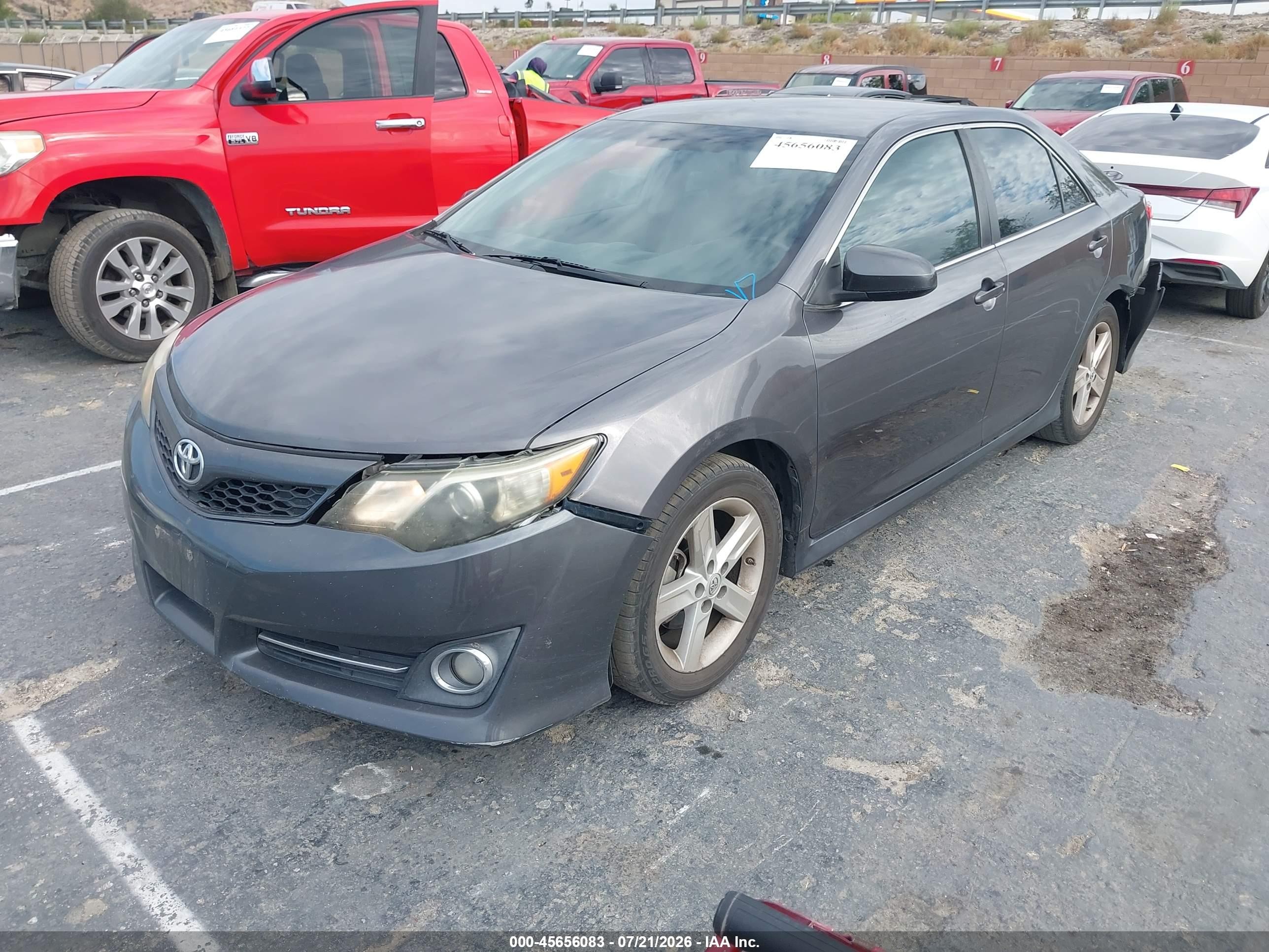 2014 Toyota Camry Se Gray vin: 4T1BF1FKXEU417840