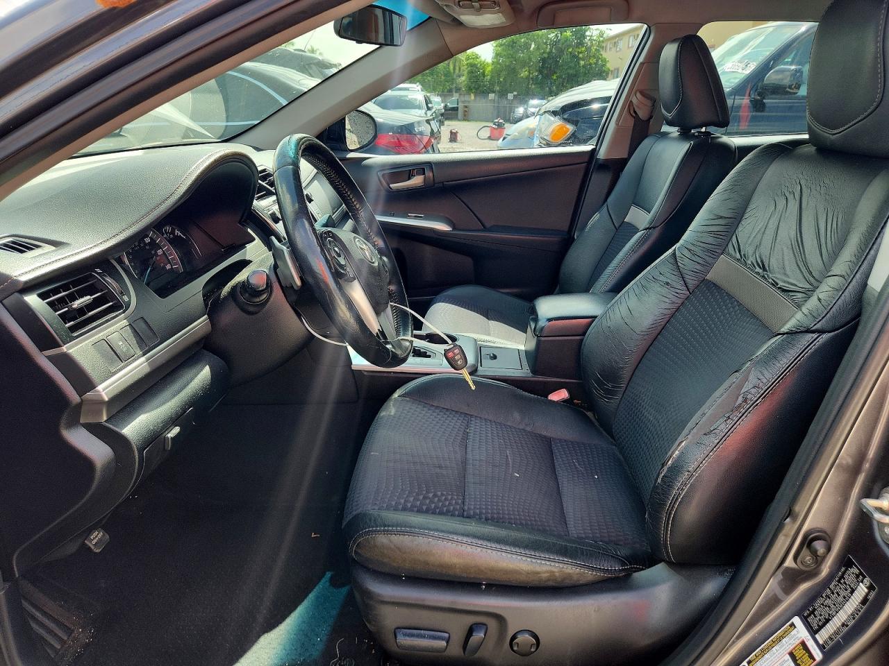 2014 Toyota Camry Se Серый vin: 4T1BF1FKXEU421516