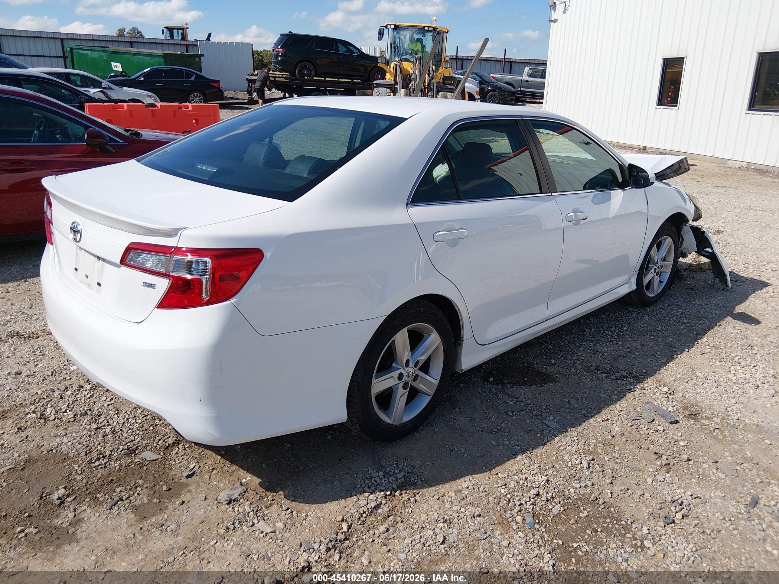 2014 Toyota Camry Se White vin: 4T1BF1FKXEU423699