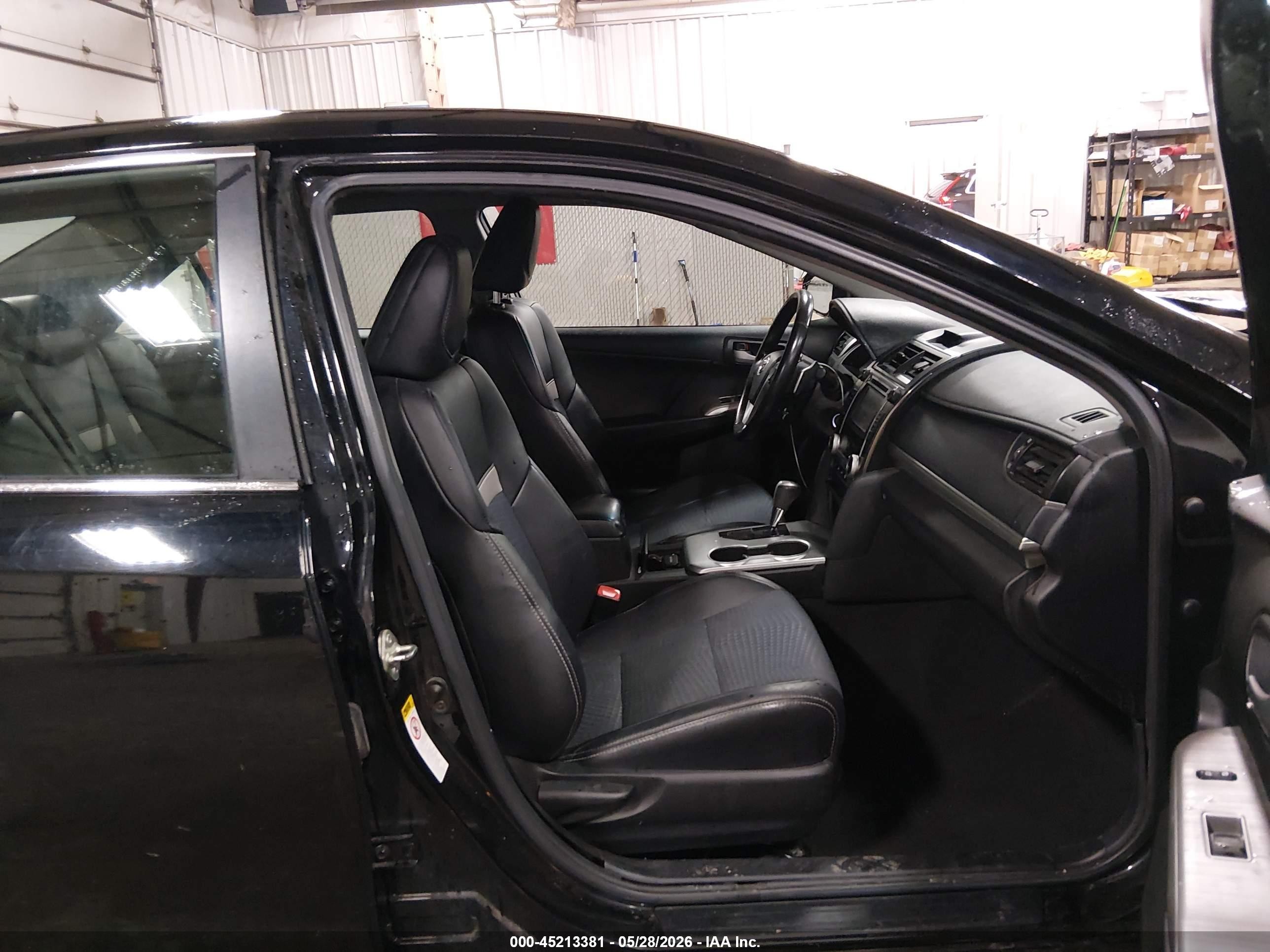 2014 Toyota Camry Se Black vin: 4T1BF1FKXEU439594
