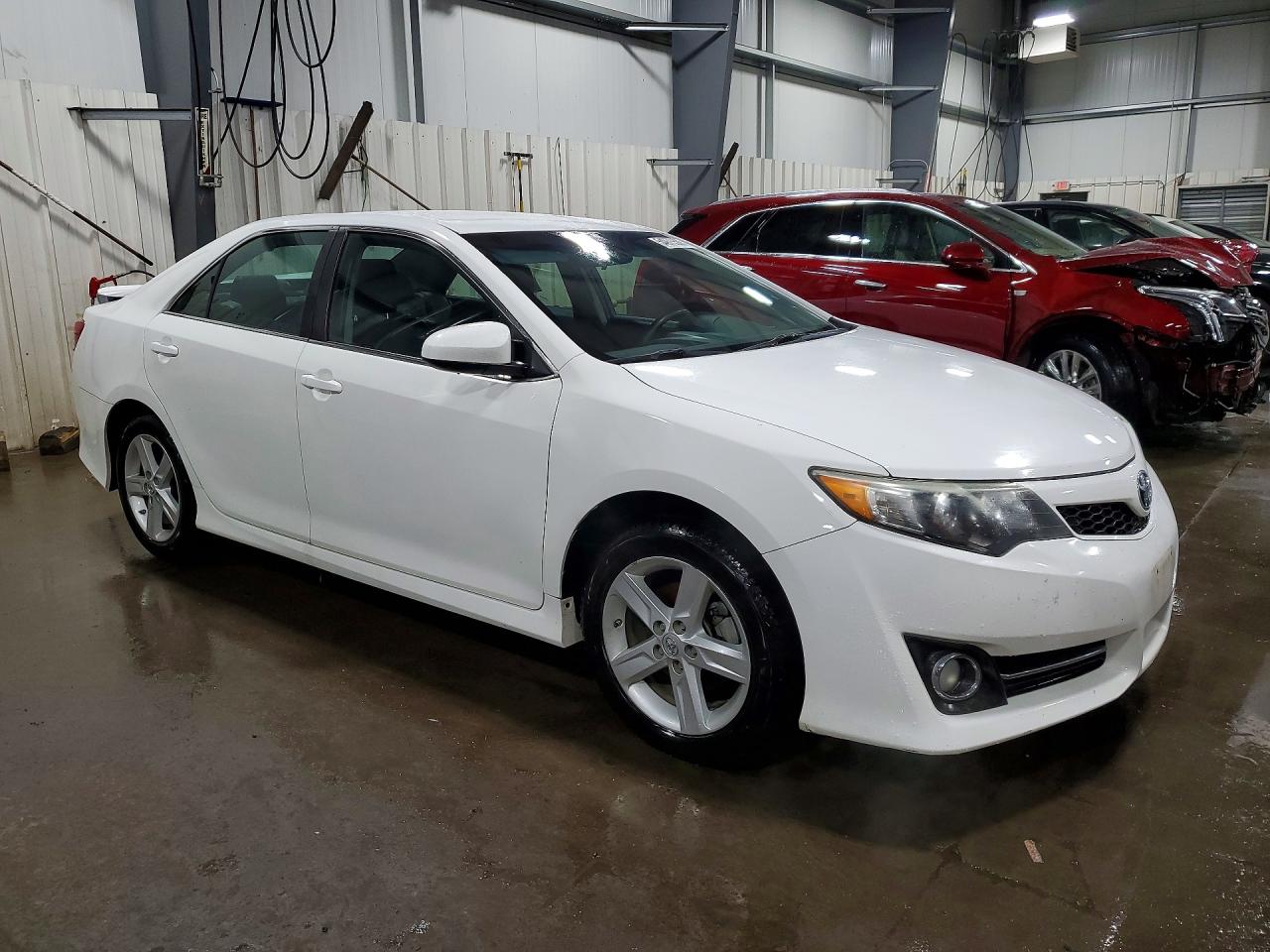 2014 Toyota Camry Se Белый vin: 4T1BF1FKXEU441457