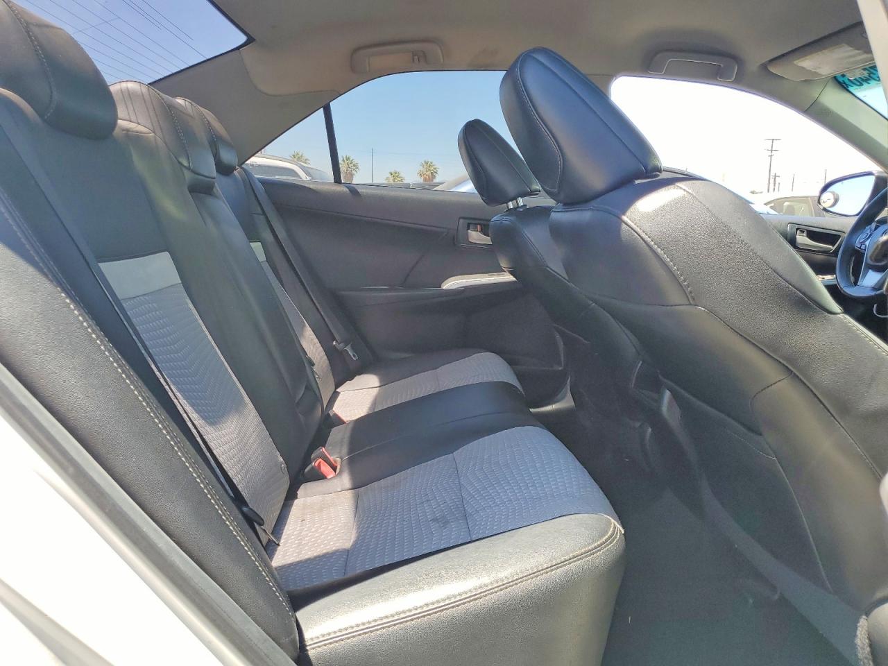 2014 Toyota Camry Se White vin: 4T1BF1FKXEU463149