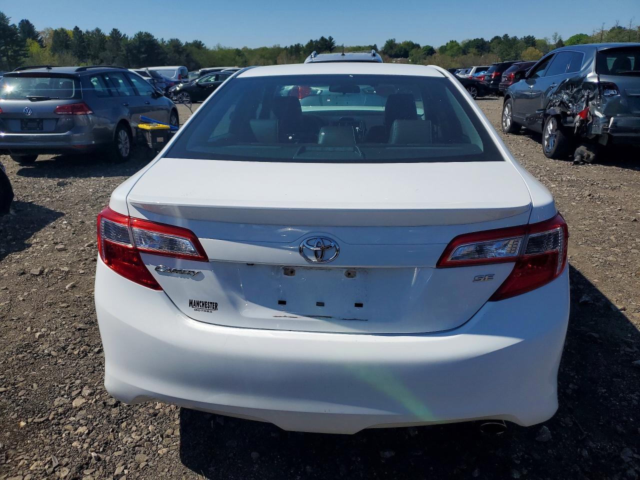 2014 Toyota Camry Se Sport Белый vin: 4T1BF1FKXEU466567