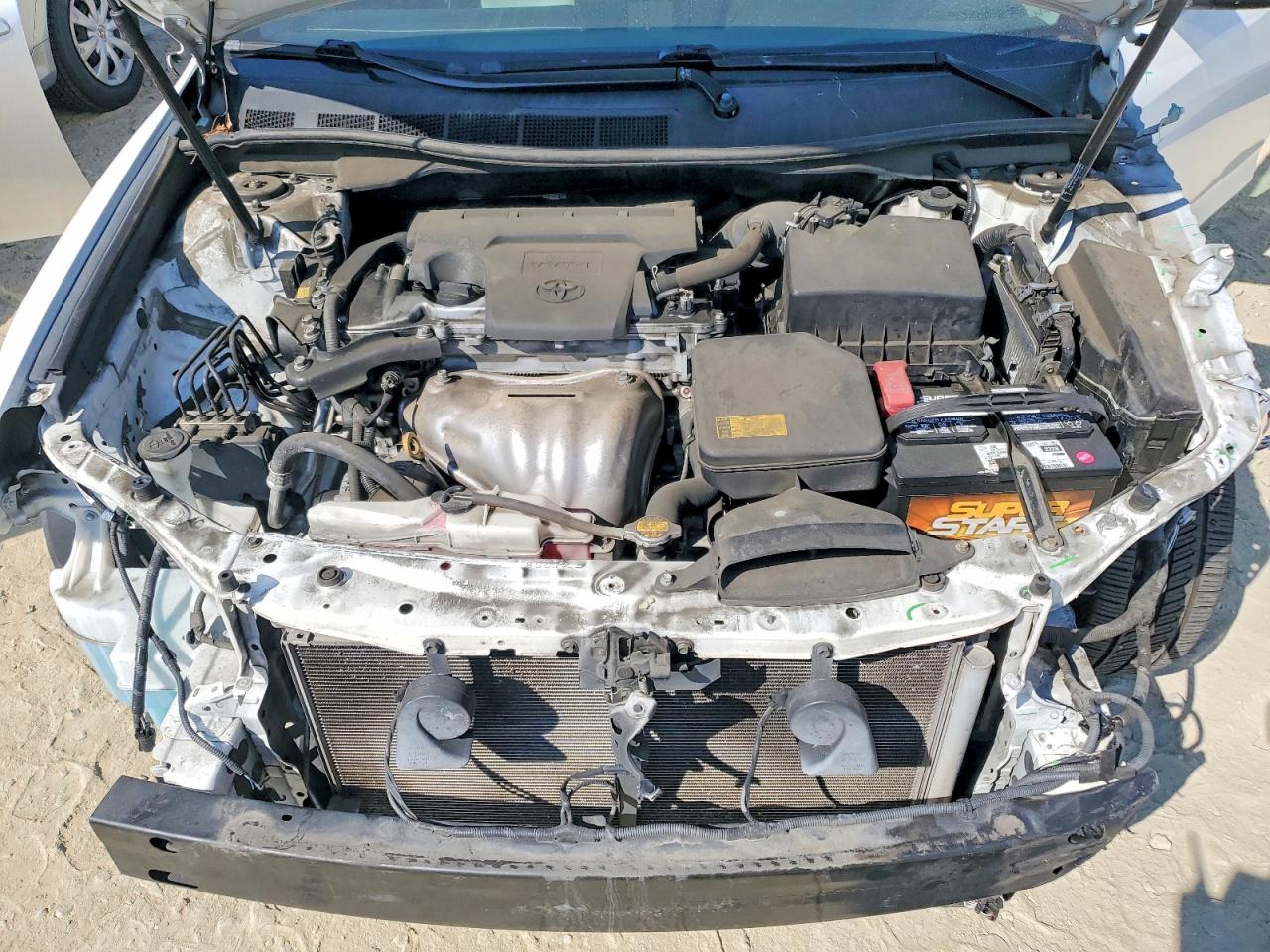 2014 Toyota Camry Se White vin: 4T1BF1FKXEU731035