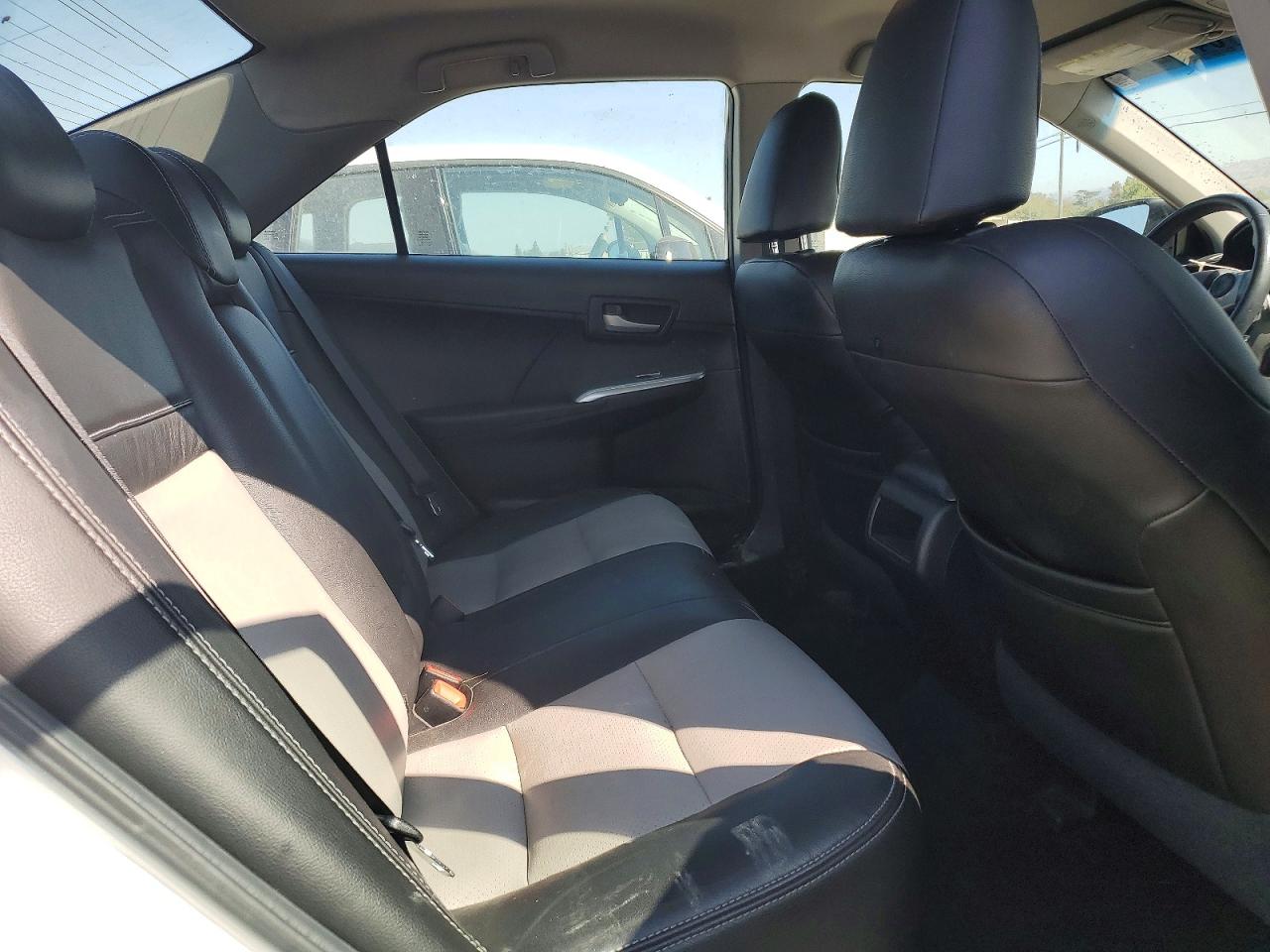 2014 Toyota Camry Se White vin: 4T1BF1FKXEU731035